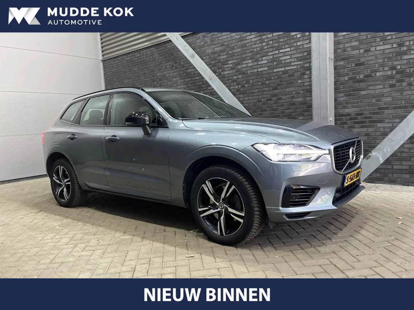 Volvo XC60 T8 Twin Engine R-Design | 360° Camera | Trekhaak | Grijs - 1