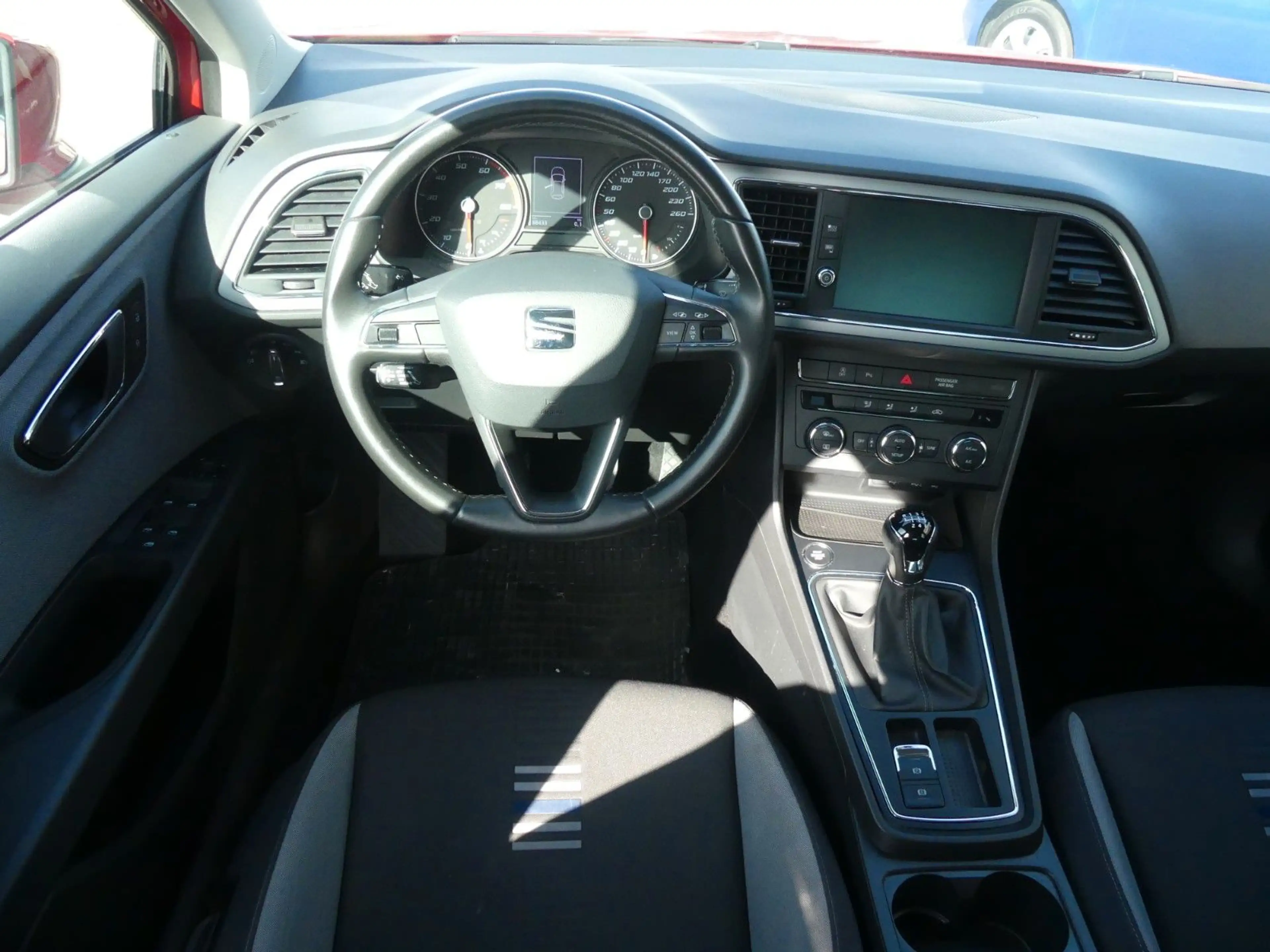 SEAT Leon Style — photo 11