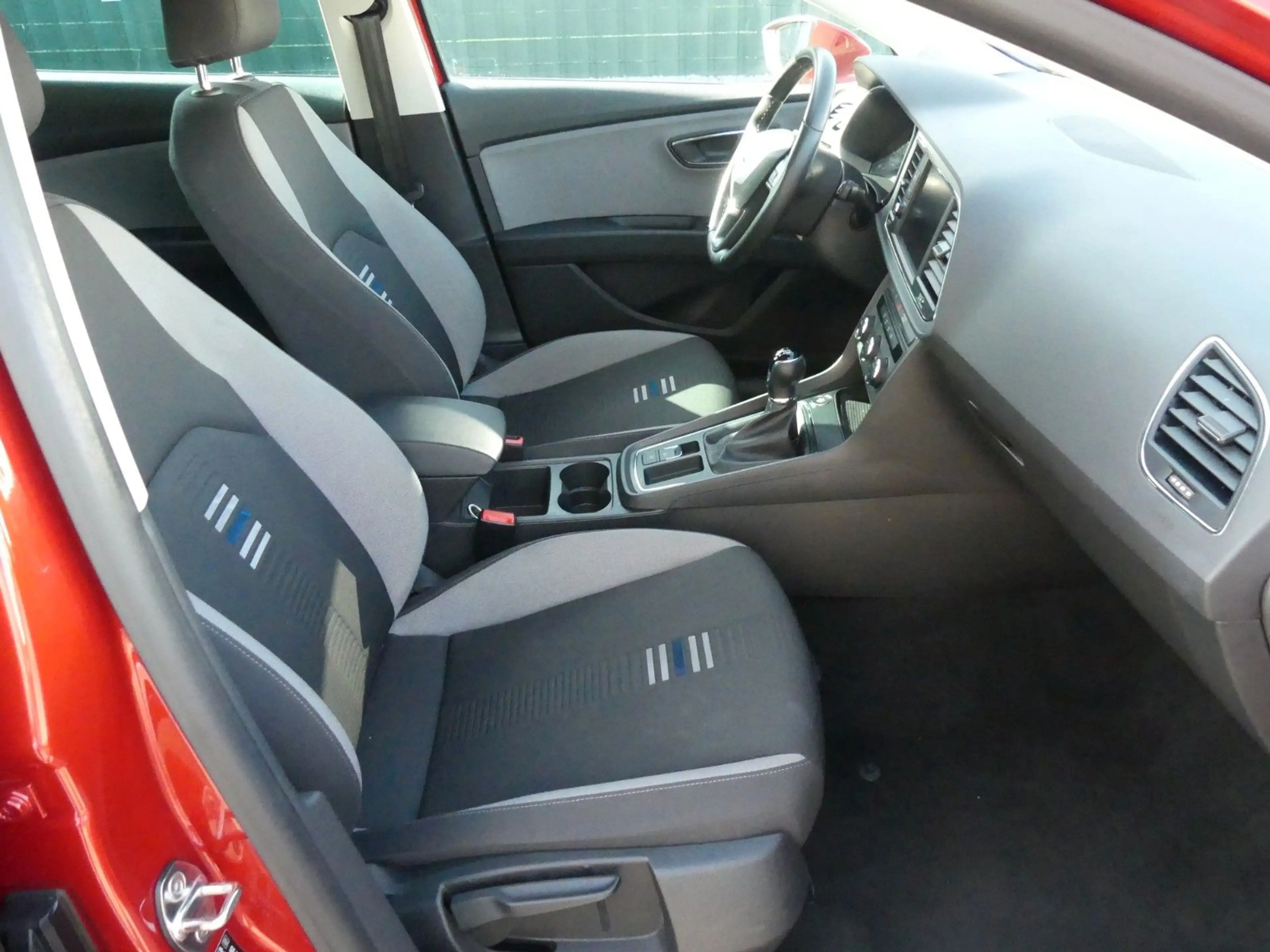 SEAT Leon Style — photo 14