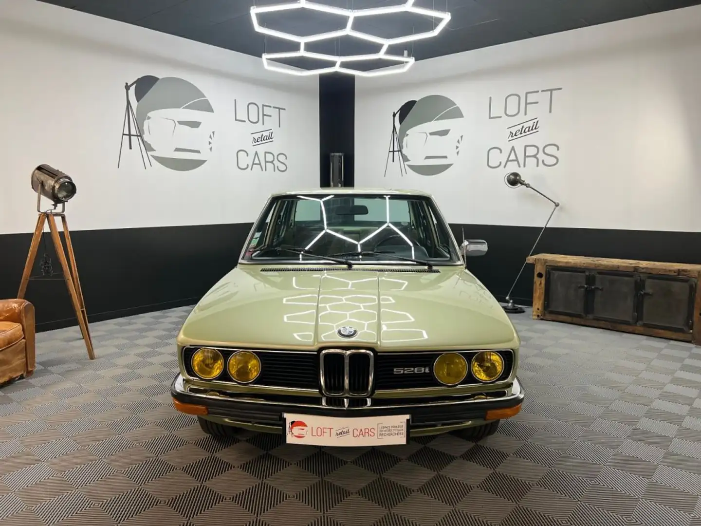 BMW 528 SERIE E12 528i Grün - 2