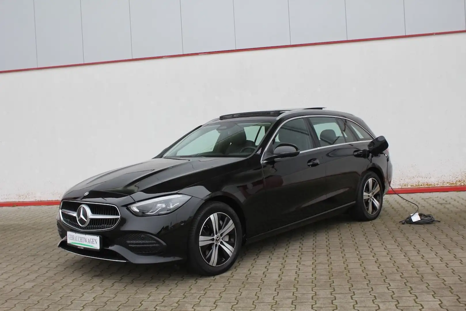 Mercedes-Benz C 300 e T EQ Power PlugIn Hybrid Avantgarde PANO Schwarz - 2