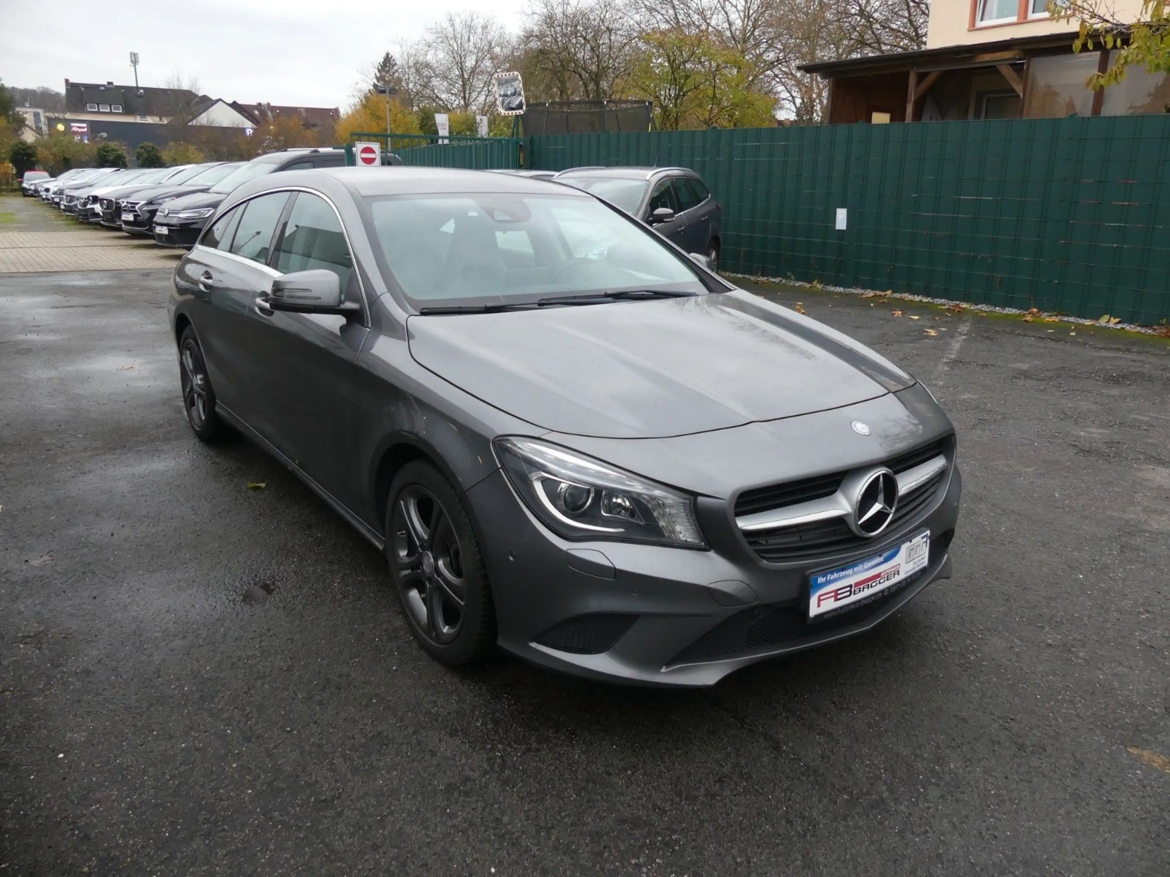 Mercedes-Benz CLA 220 Shooting Brake  d 4Matic Automatik — photo 4