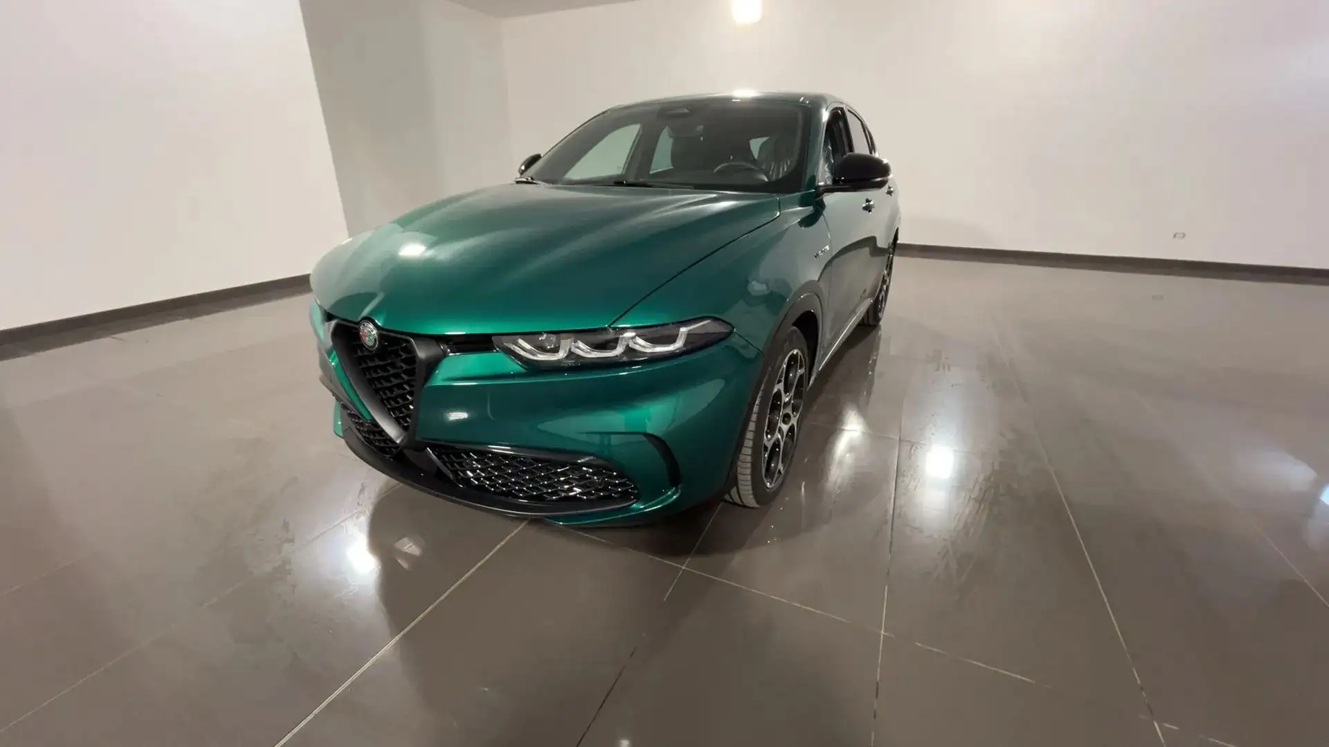 Alfa Romeo Tonale Tonale 1.6 MJET Veloce 130CV TCT6 Verde - 1