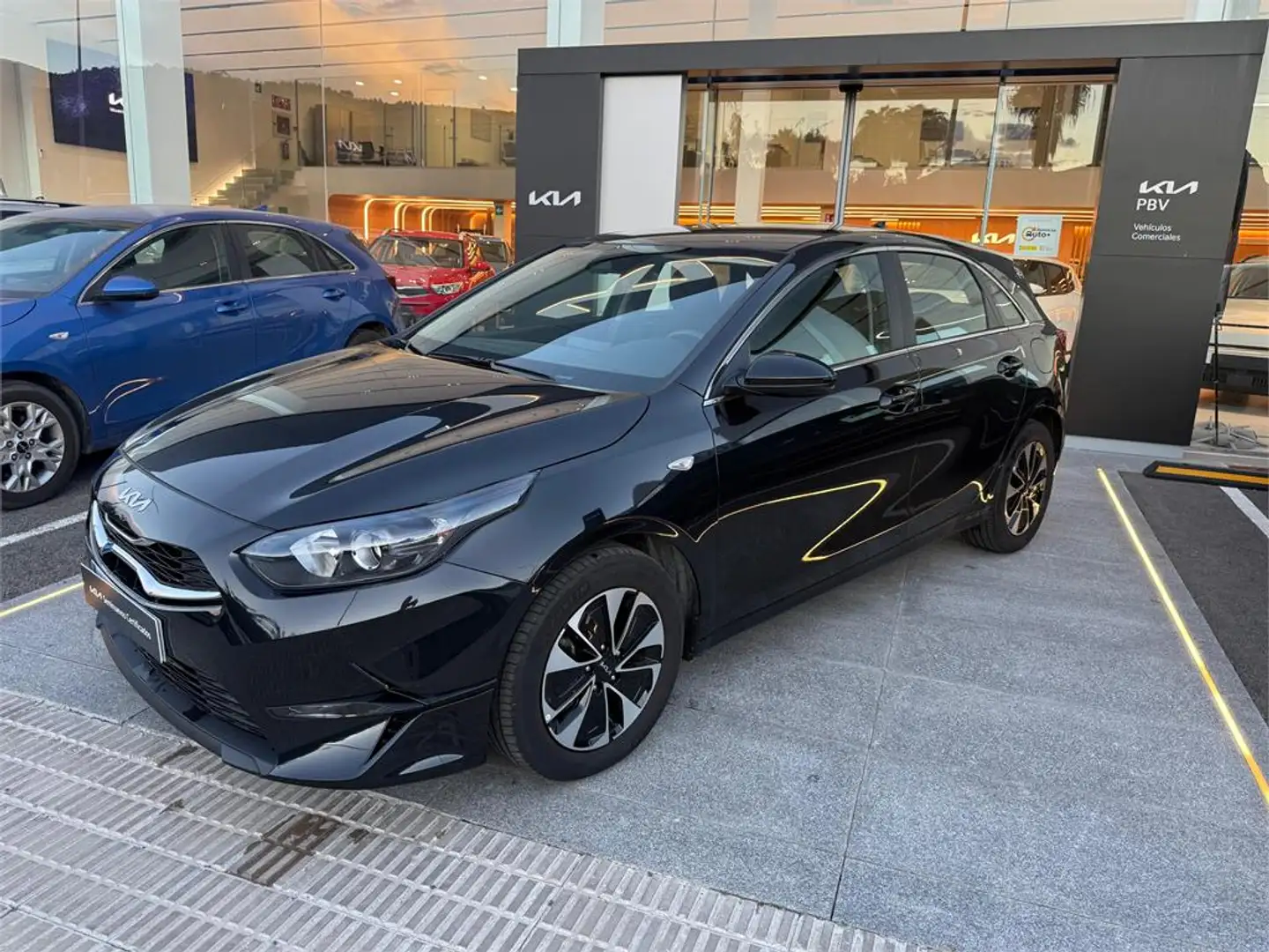 Kia Ceed / cee'd 1.0 T-GDI Drive 100 - 1