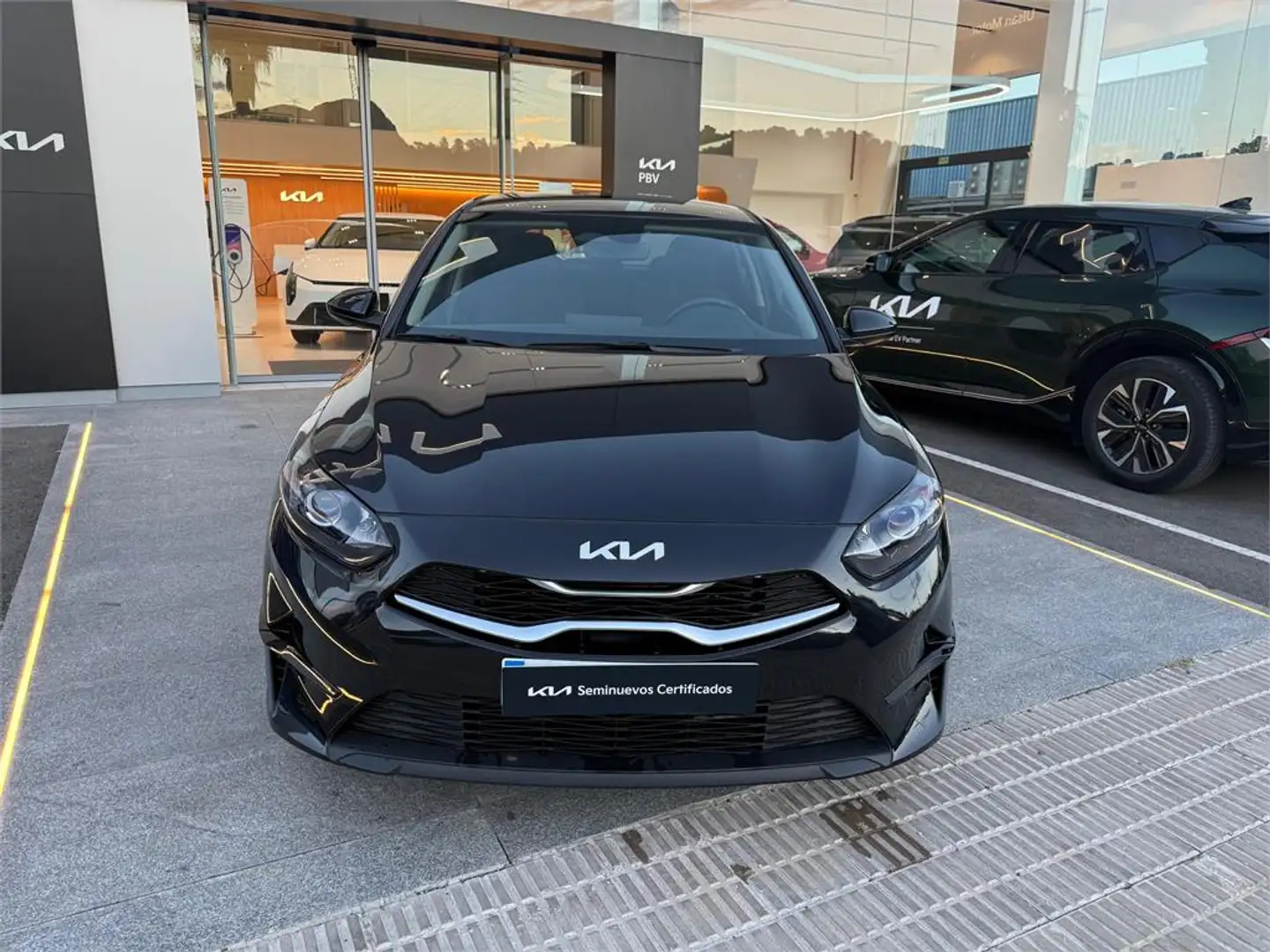 Kia Ceed / cee'd 1.0 T-GDI Drive 100 - 2
