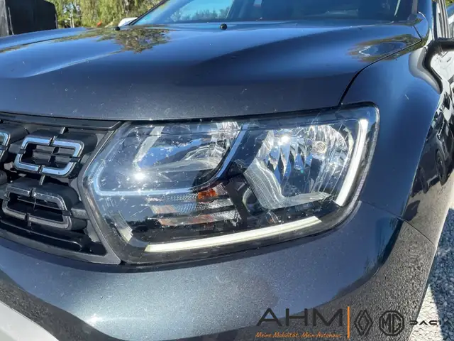 Dacia Duster view 9