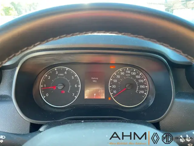 Dacia Duster view 15