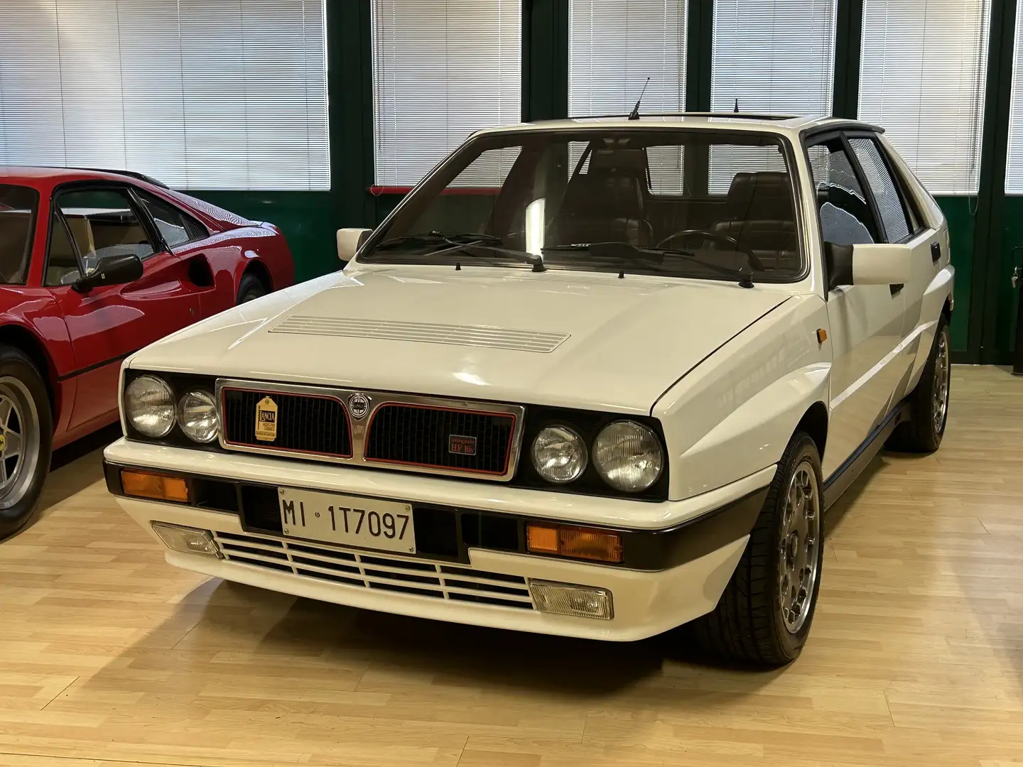 Lancia Delta 2.0 16v HF Integrale First paint Bianco - 1