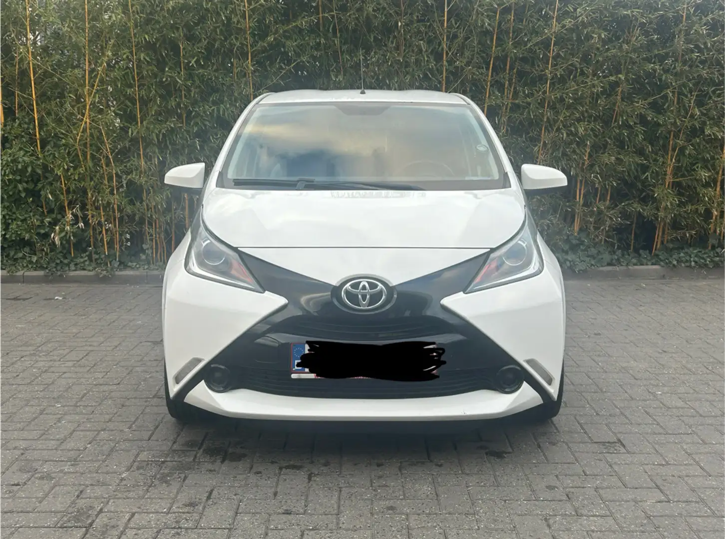 Toyota Aygo x-play - 2