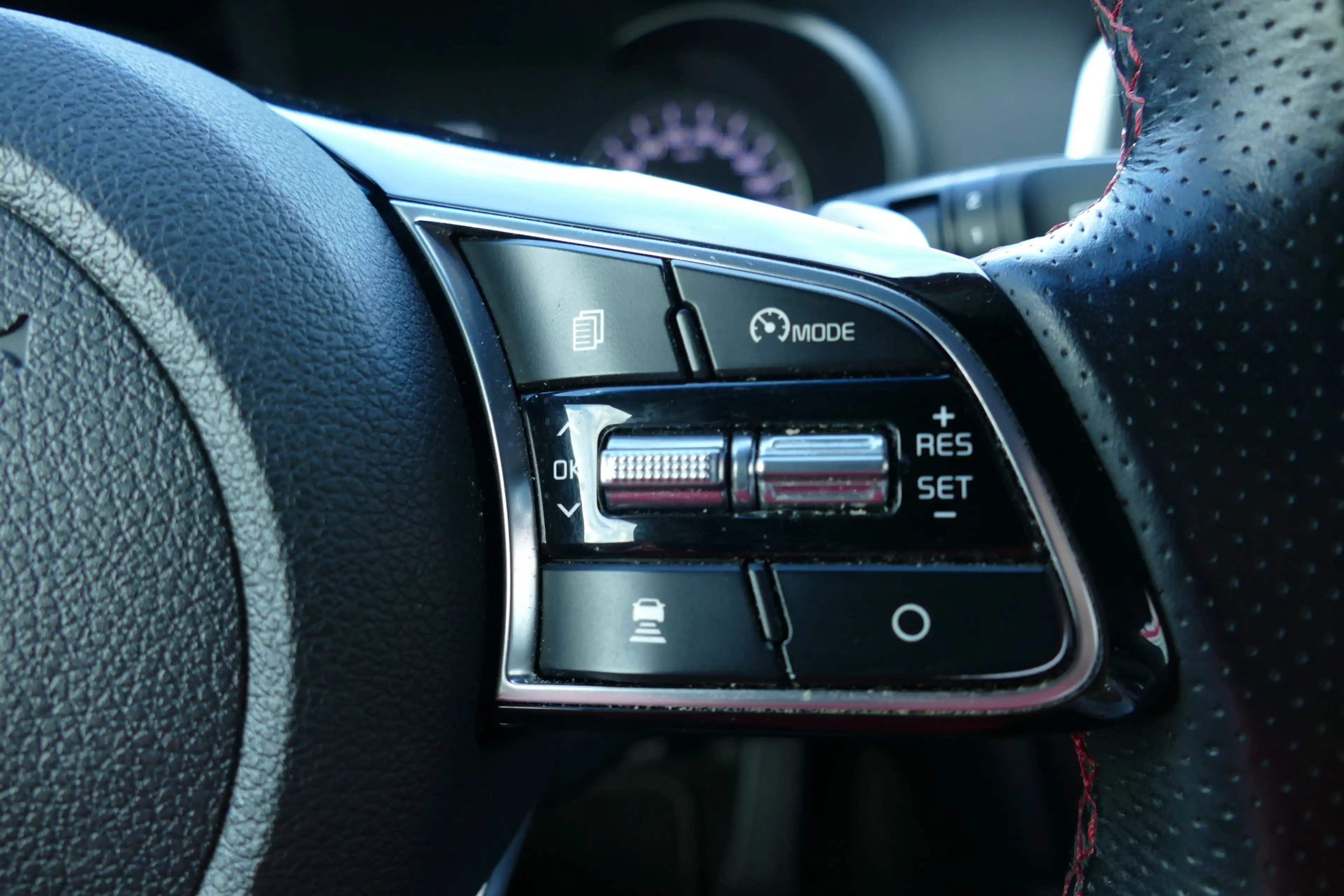 Kia Optima SW 1.6 T-GDI GT-Line — photo 10