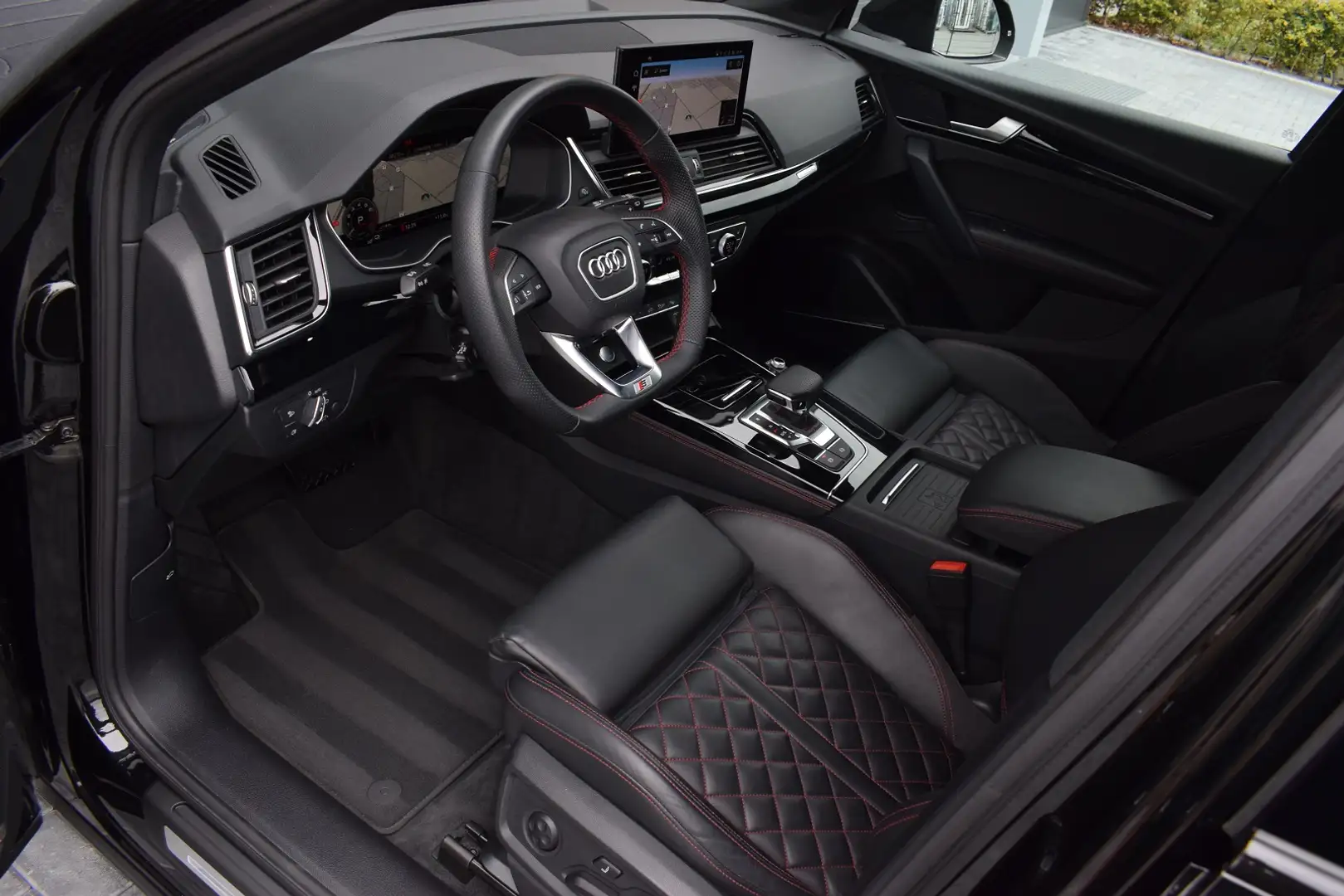 Audi RS Q5 Sportback 50 TFSI e S-line | stoelen | Pano | B&O Zwart - 2