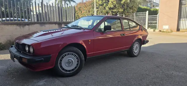 Alfa Romeo GTV