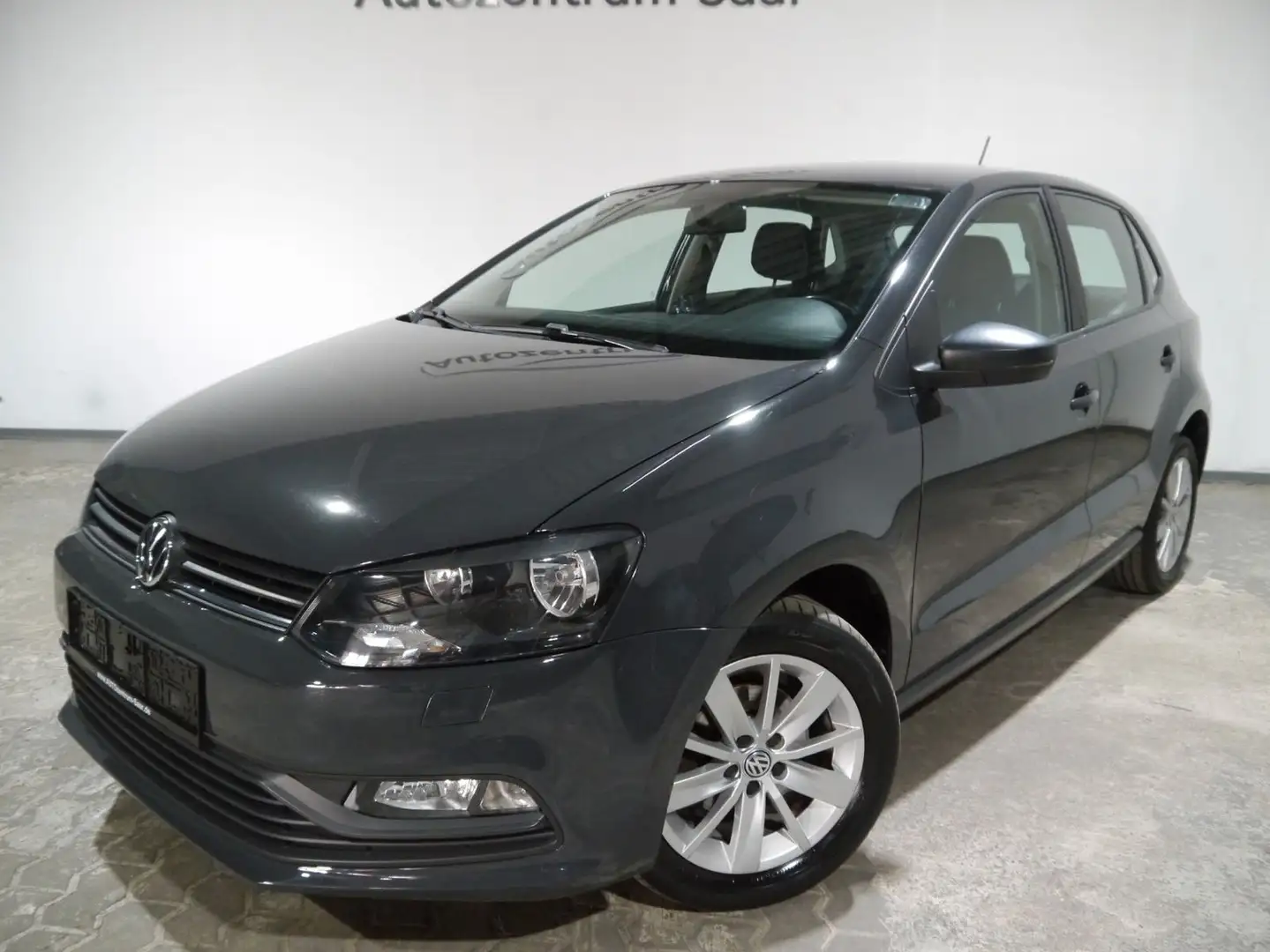Volkswagen Polo V Trendline Klima Sitzheizung Grau - 2