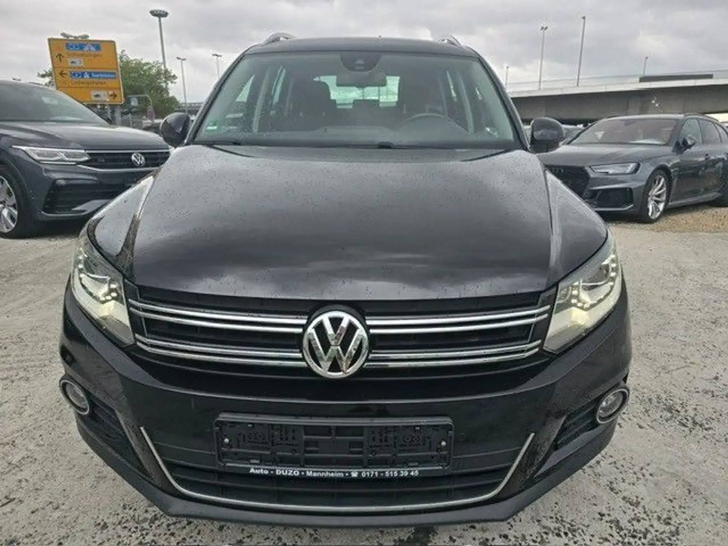 Volkswagen Tiguan Cup Sport & Style BMT 2,0 TDI PARKPILOT Zwart - 2