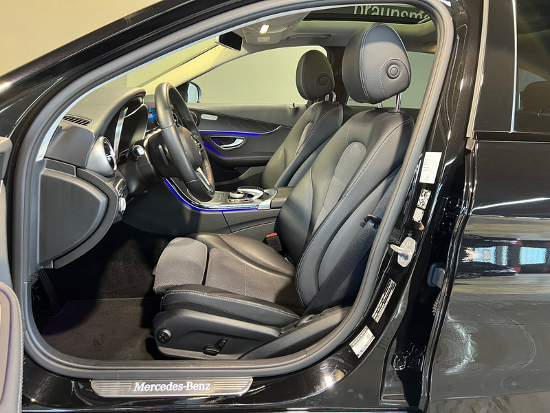 Mercedes-Benz C 400 T 4M Avantgarde Night Pano/Dist/MuBea/Airm — photo 8