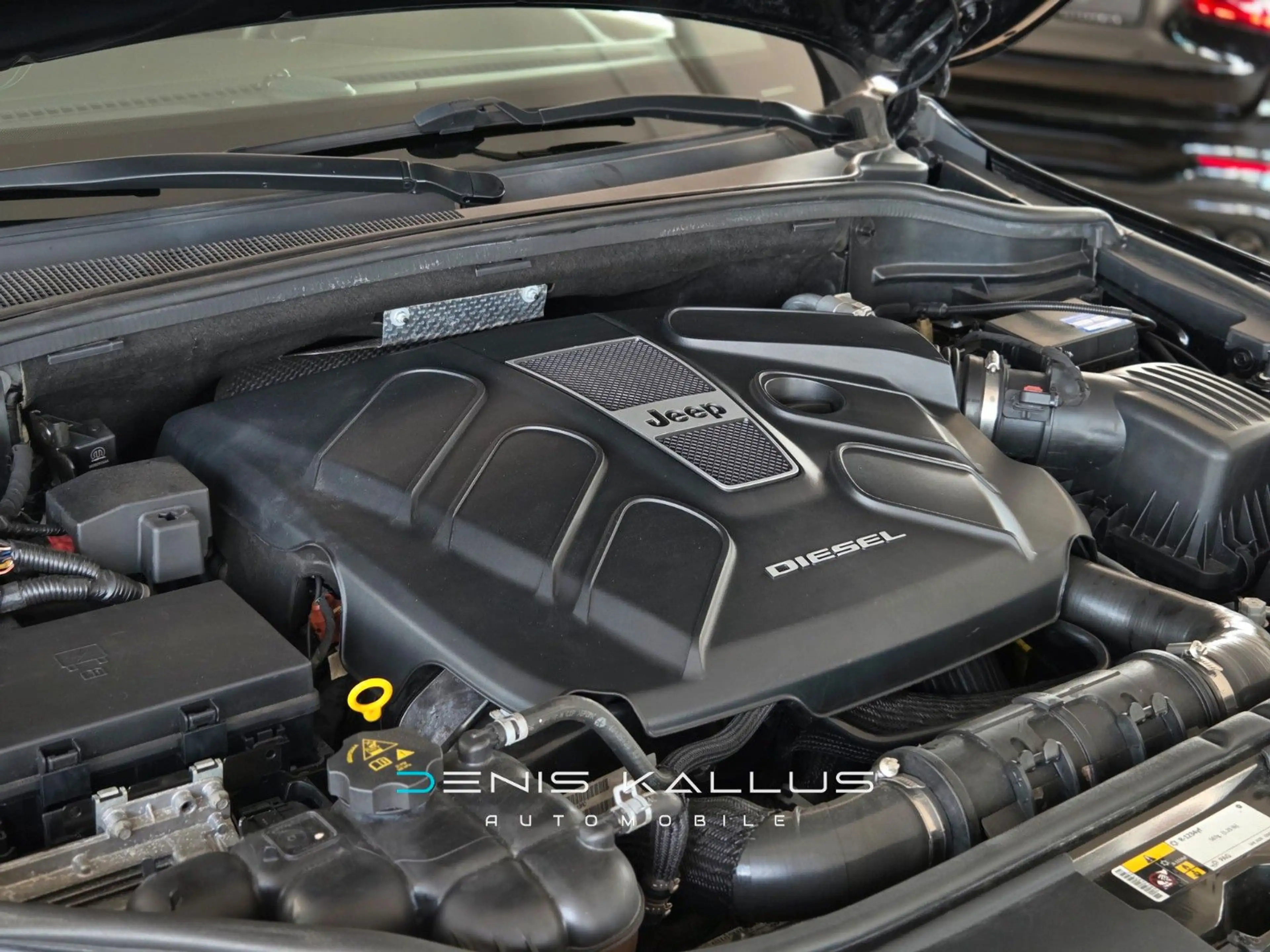 Jeep Grand Cherokee 3,0CRD Overland*Autom*Gepfl* — photo 14