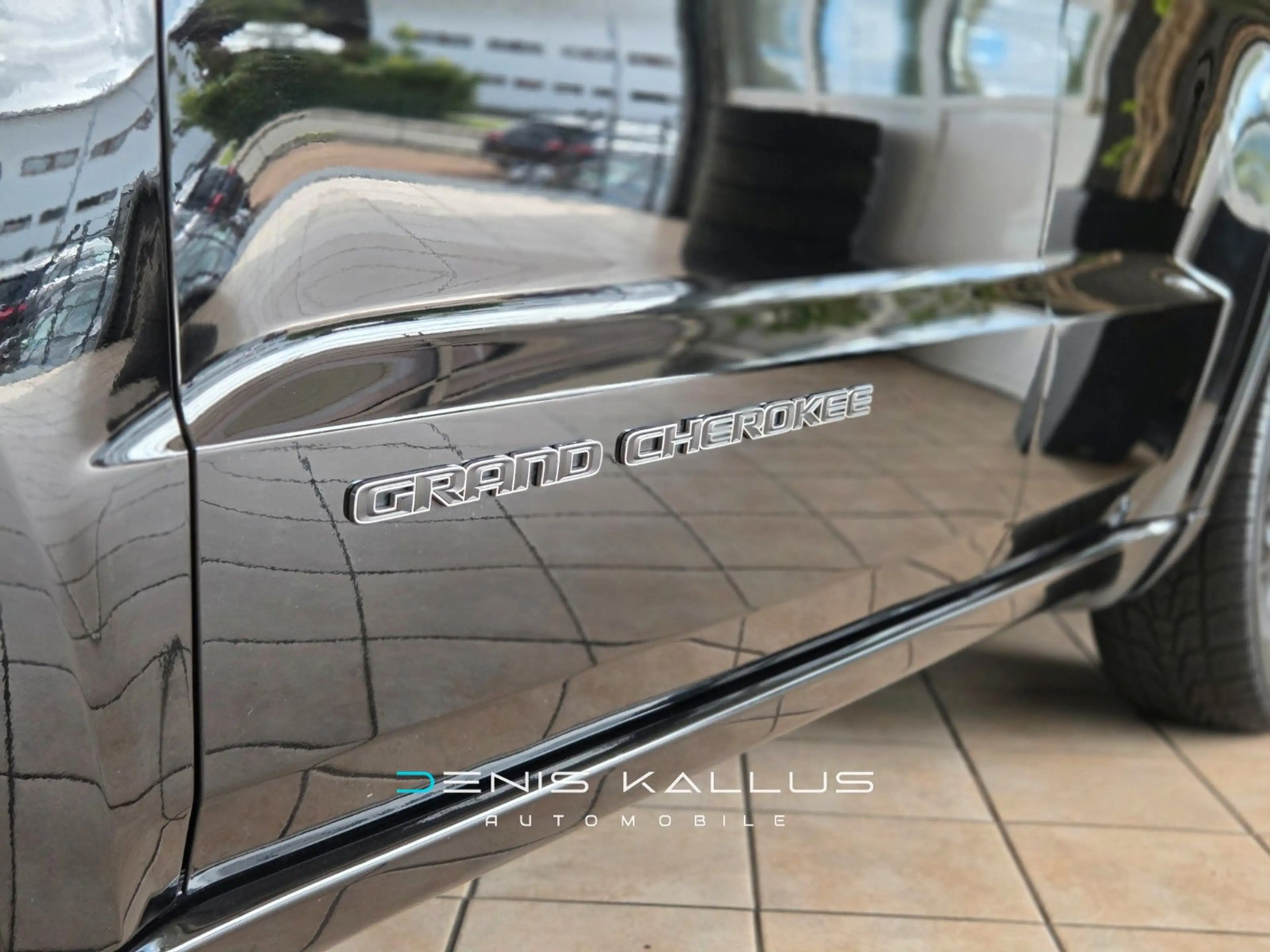 Jeep Grand Cherokee 3,0CRD Overland*Autom*Gepfl* — photo 8