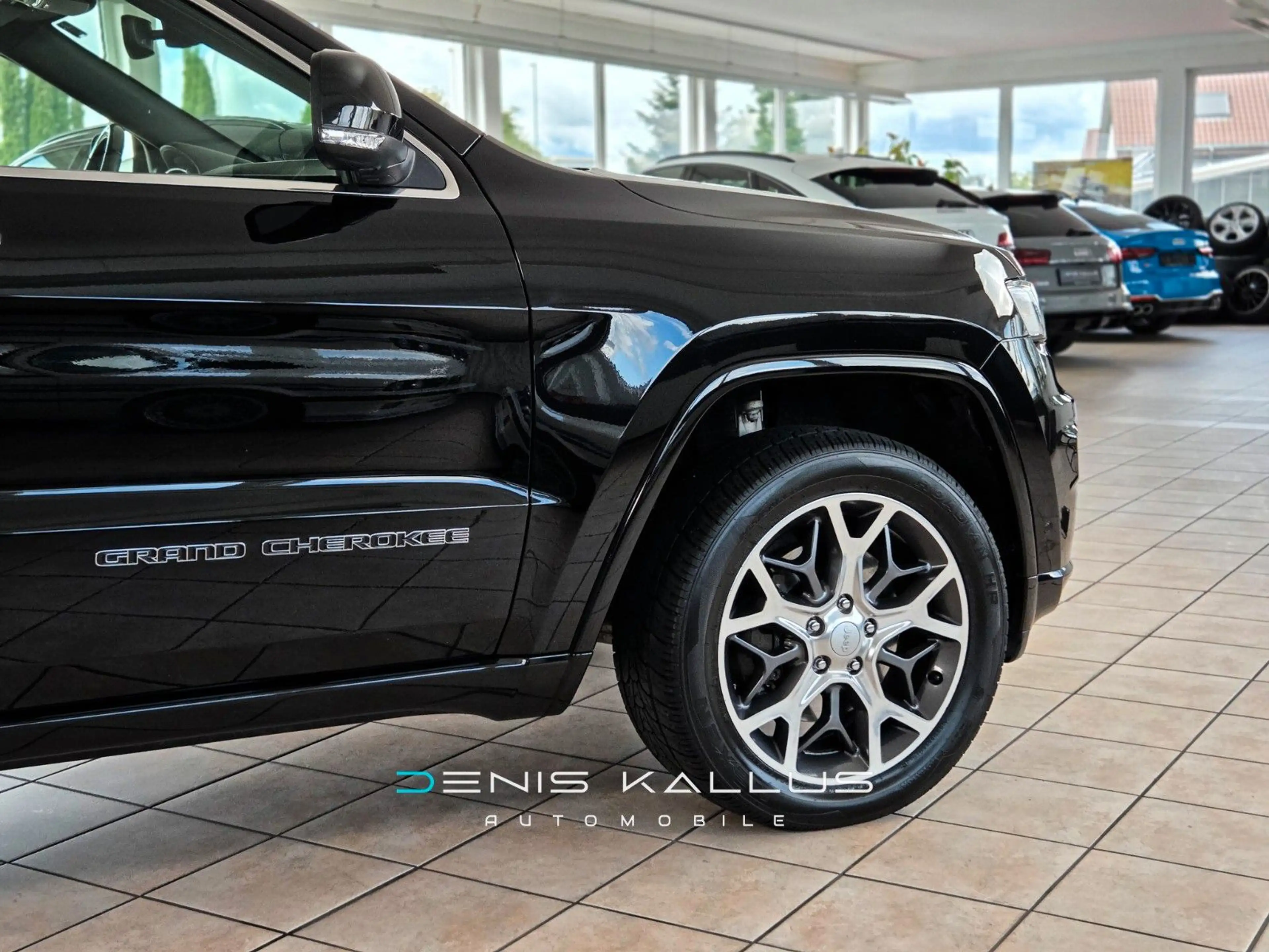 Jeep Grand Cherokee 3,0CRD Overland*Autom*Gepfl* — photo 9