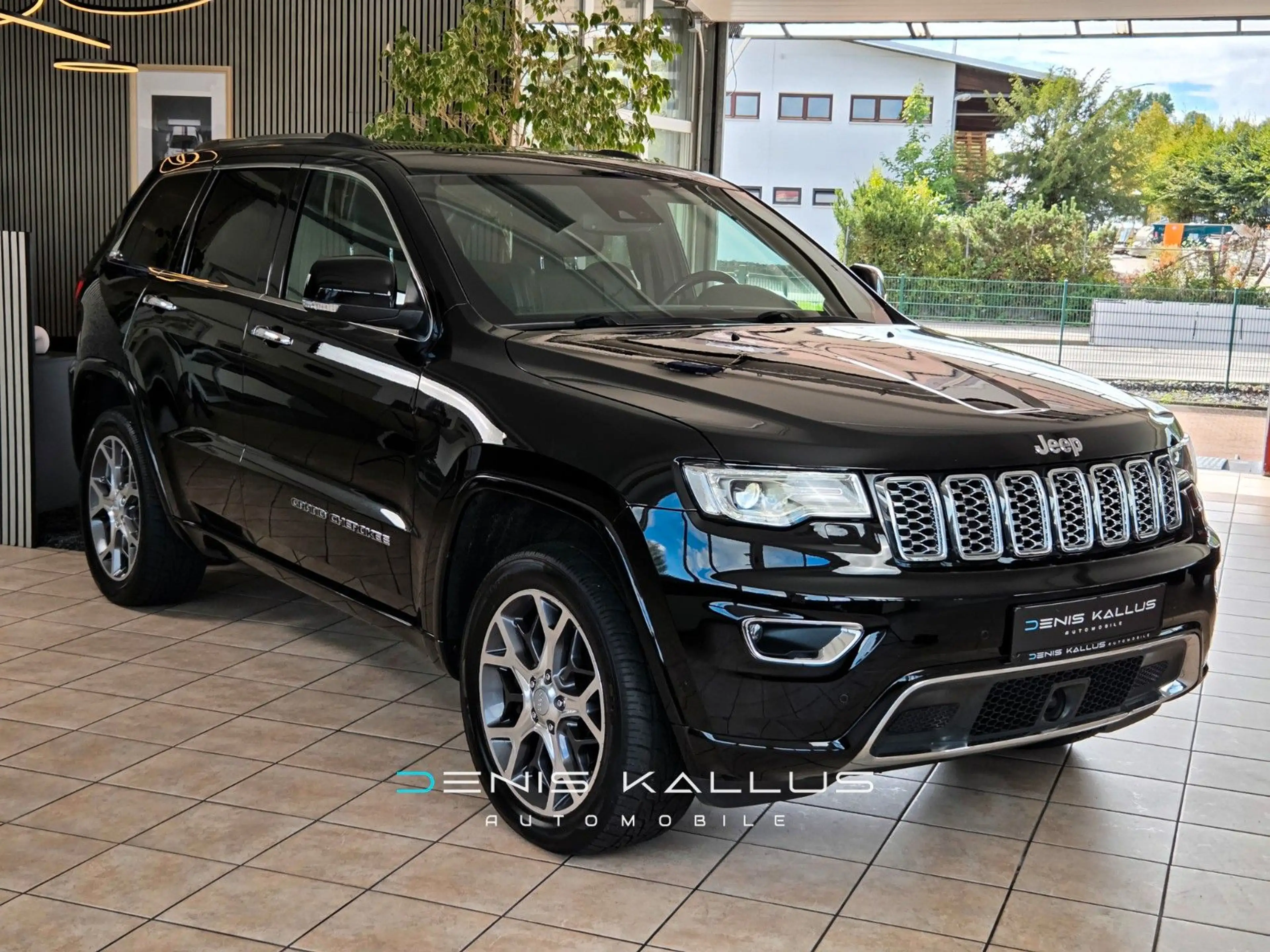 Jeep Grand Cherokee 3,0CRD Overland*Autom*Gepfl* — photo 7
