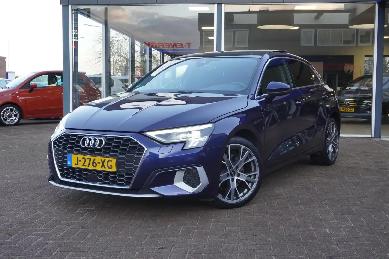 Audi A3 Sportback 35 TFSI Business edition | Automaat | Pa Blau - 1