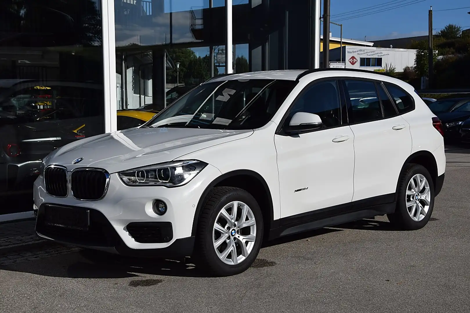 BMW X1 xDrive18d Advantage *Sitzheizung*AHK* Weiß - 2