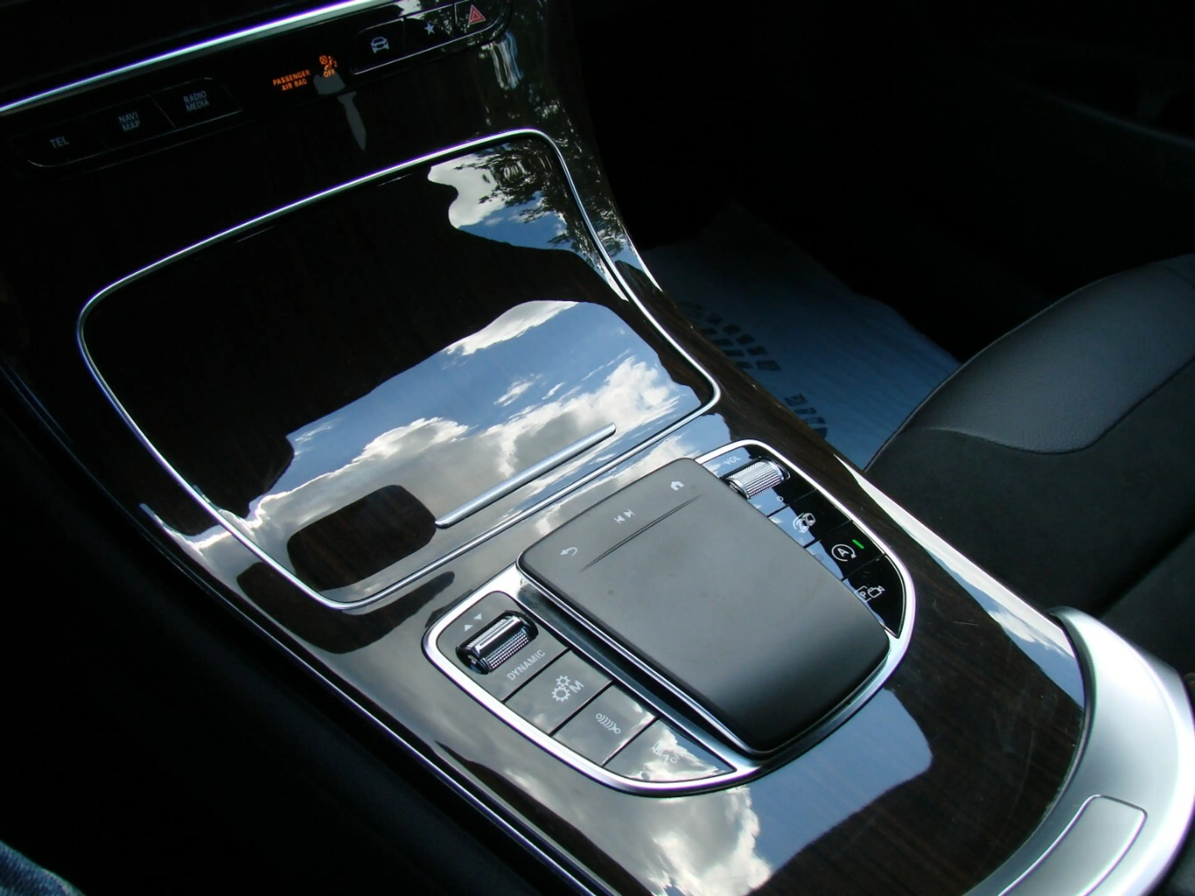 Mercedes-Benz GLC 43 AMG 4Matic Distronic+ AHK HUD 360º LED Sport-Auspuffan — photo 13