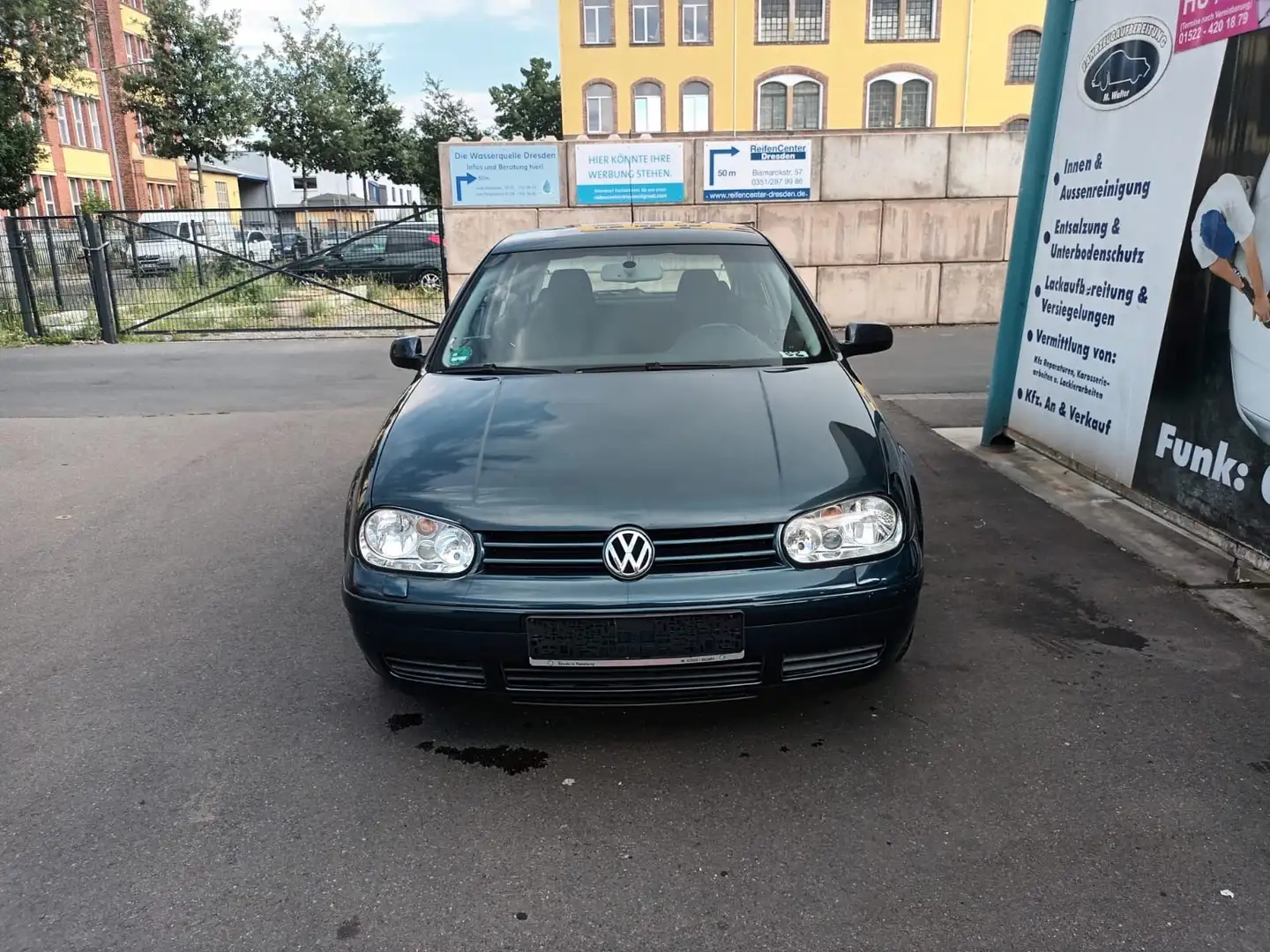Volkswagen Golf 1.6 FSI GT Sport Groen - 2