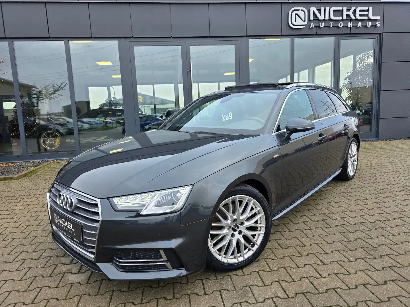 Audi A4 Avant S Line*Pano*Keyless*E-Klappe*V-Tacho* Gris - 1