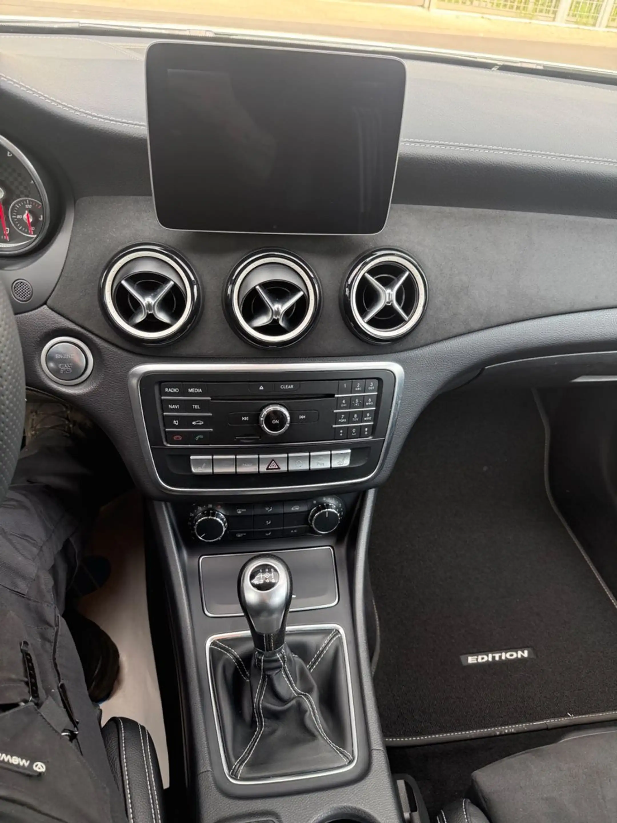 Mercedes-Benz A 180 Edition / Top Zustand/ AMG Line/ — photo 15