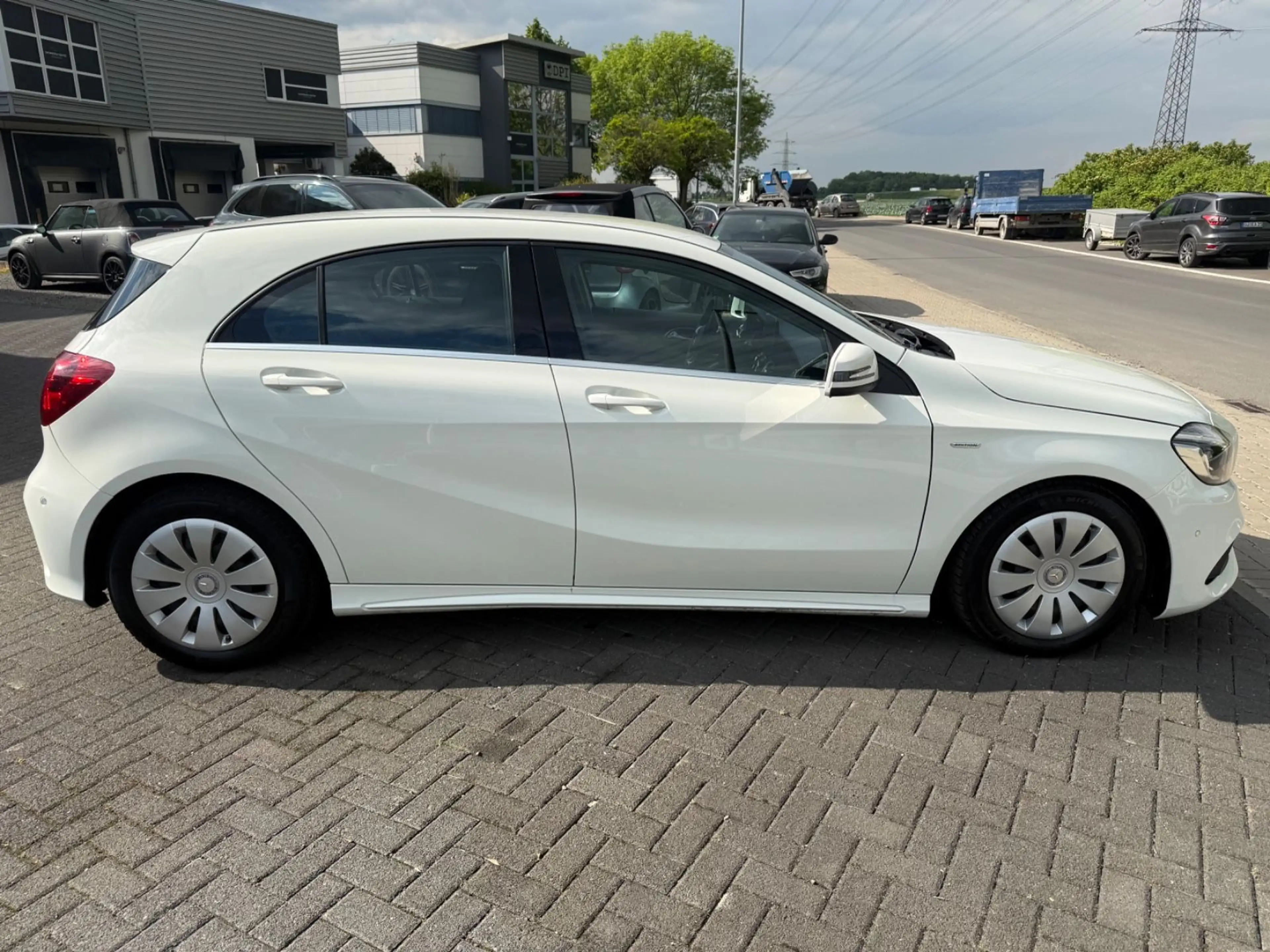 Mercedes-Benz A 180 Edition / Top Zustand/ AMG Line/ — photo 6