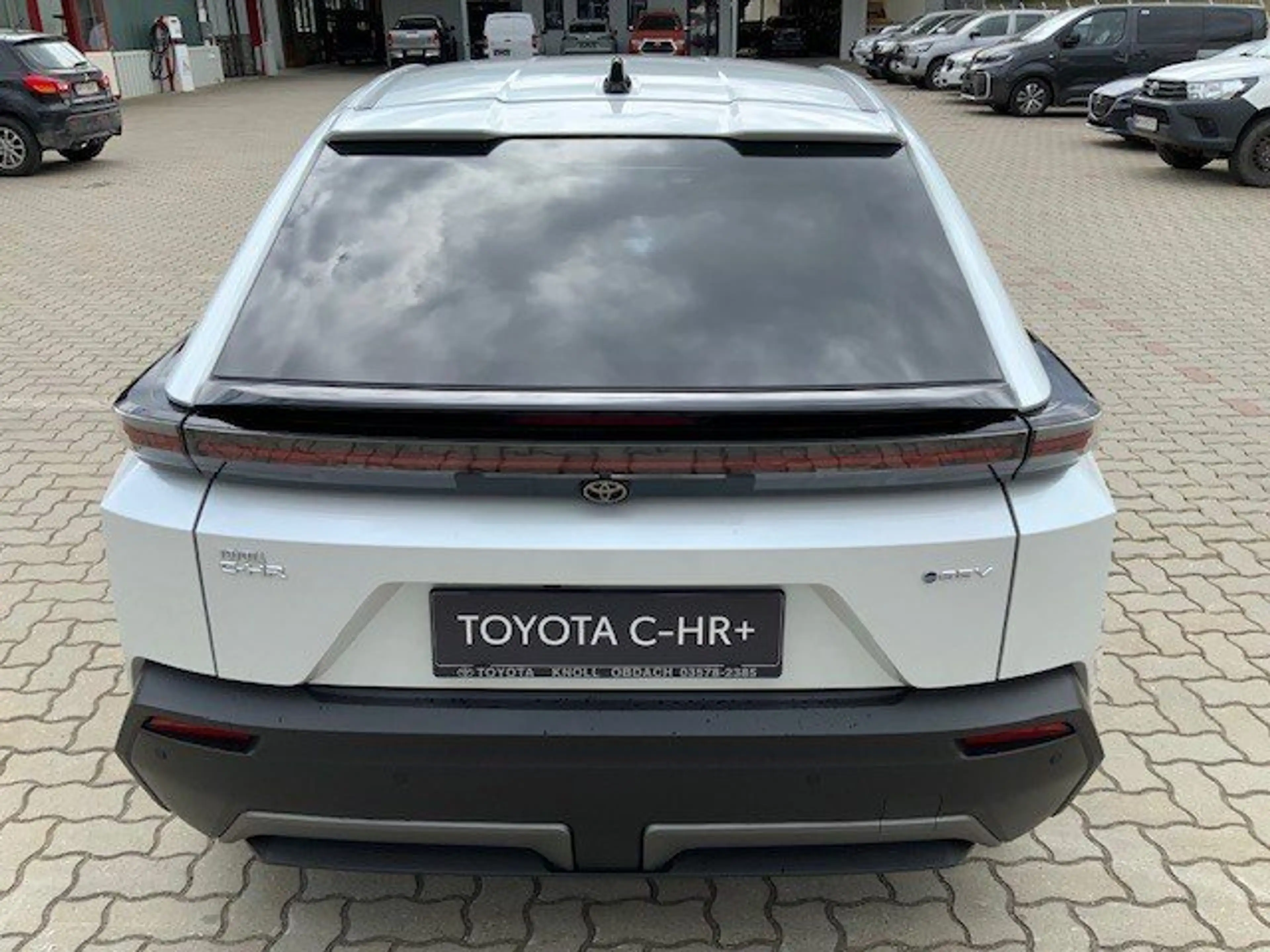 Toyota C-HR+ 165 kW Teamplayer — photo 5