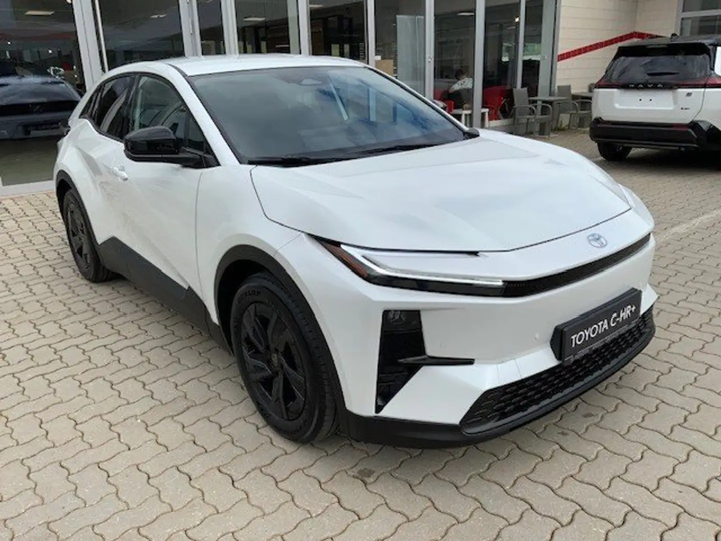 Toyota C-HR+ 165 kW Teamplayer Weiß - 1