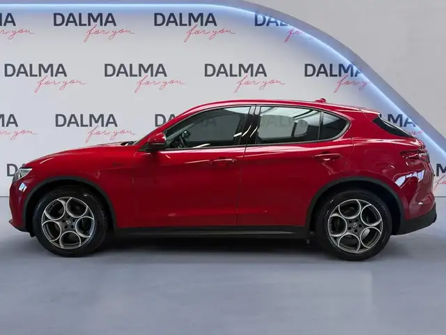 Alfa Romeo Stelvio view 2