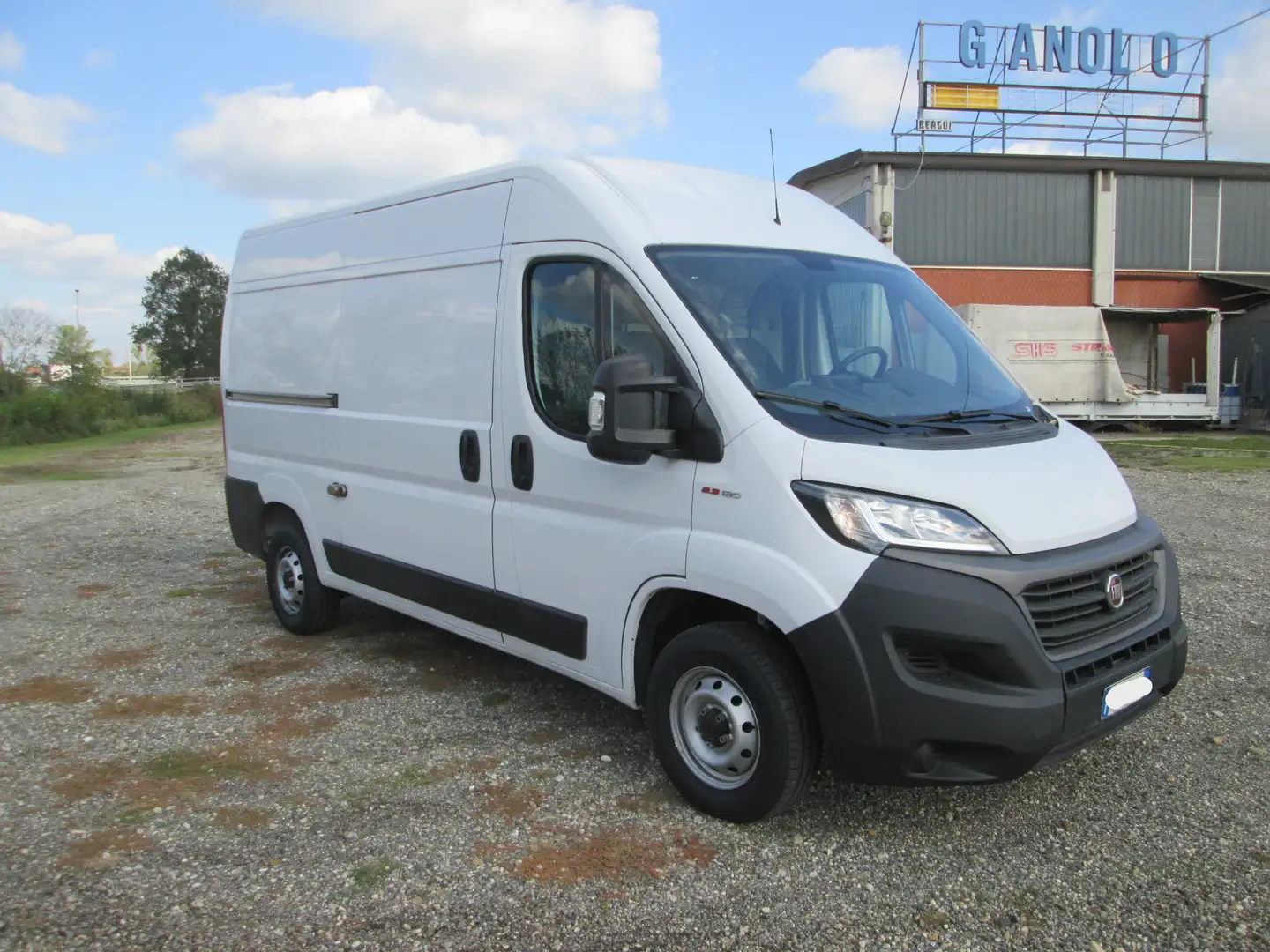 Fiat Ducato 2.3 MJET. 120 CV. L2H2 Weiß - 2