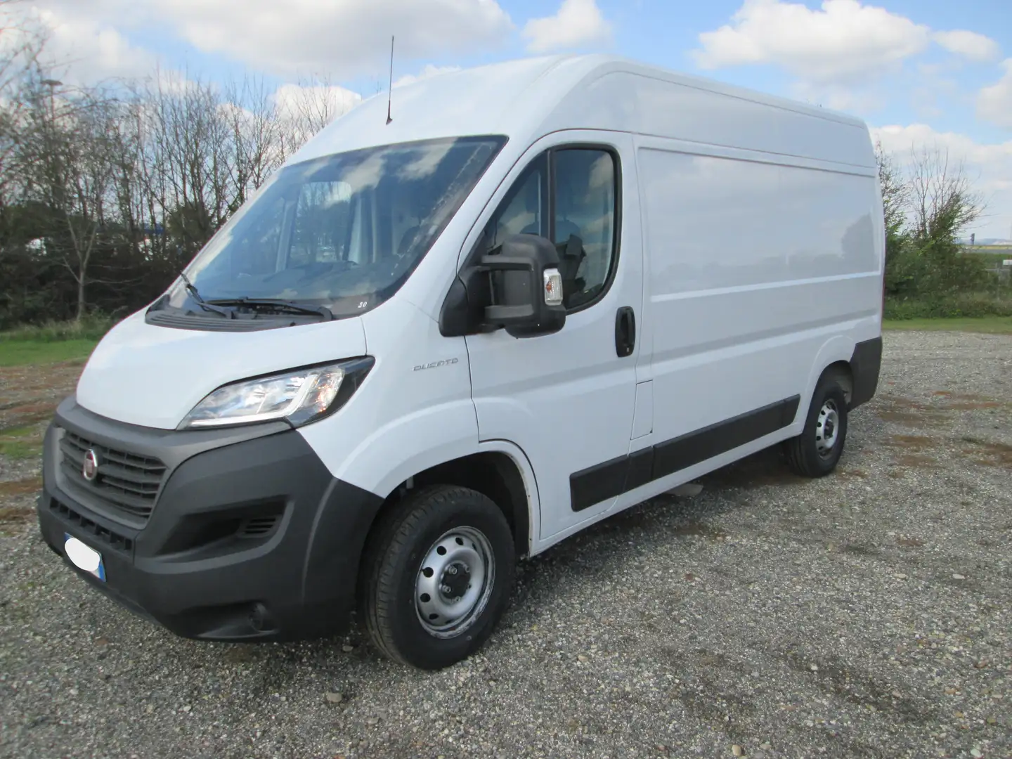 Fiat Ducato 2.3 MJET. 120 CV. L2H2 Weiß - 1