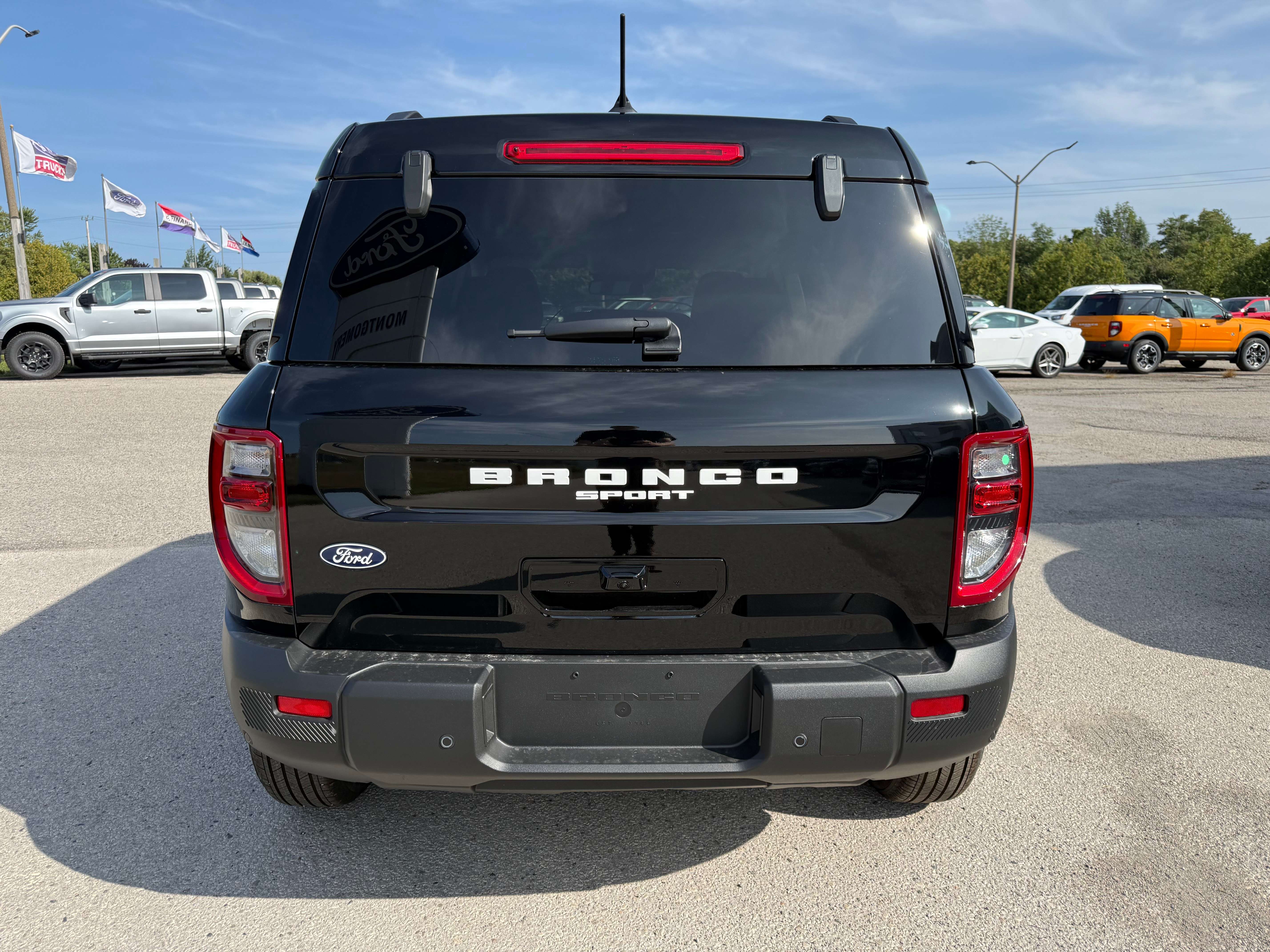 2026 Ford Bronco Sport OUTER BANKS — снимка 1