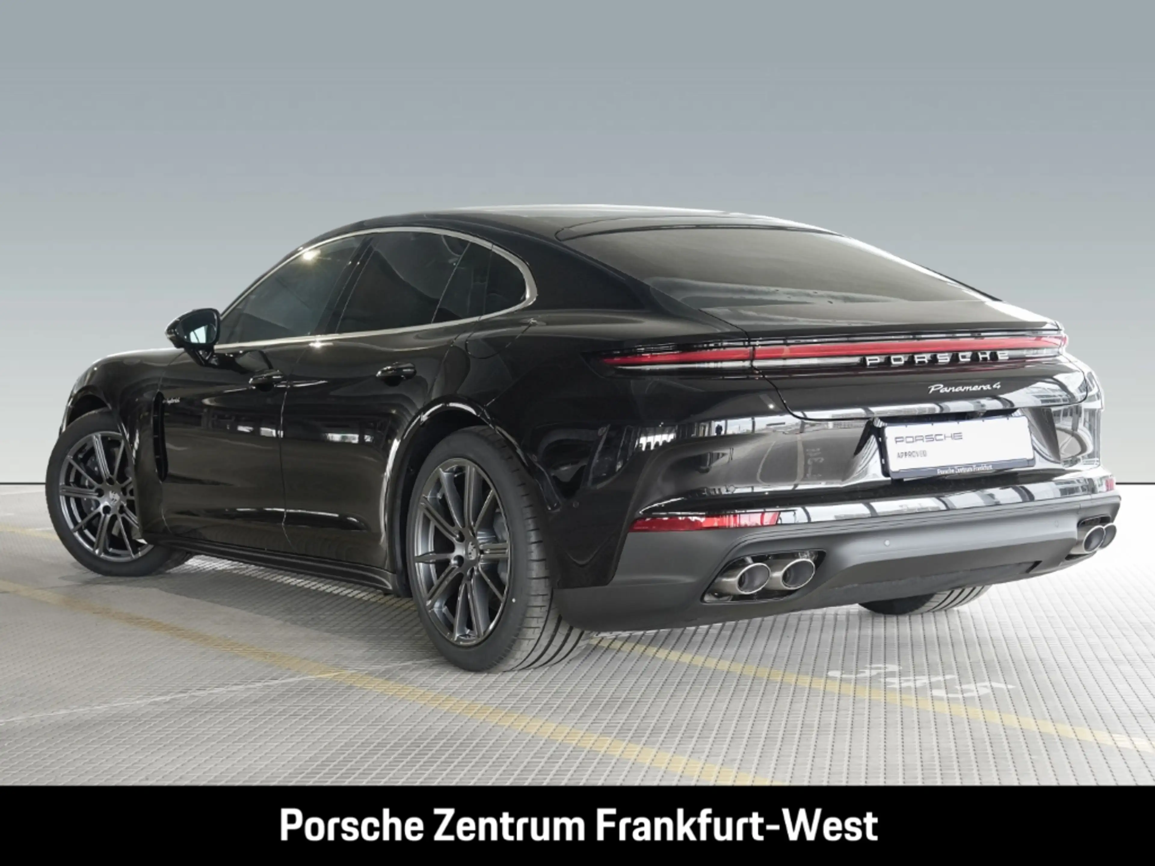 Porsche Panamera 4 E-Hybrid — photo 3
