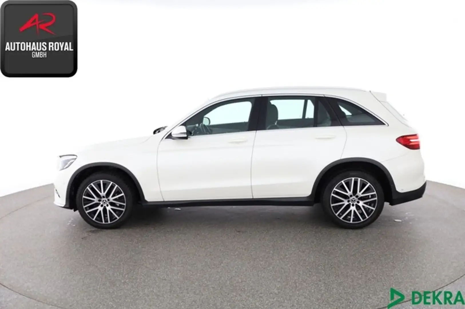 Mercedes-Benz GLC 250 d 4M AMG DESIGNO DIAMANTWEISS,AHK,NAVI Weiß - 2