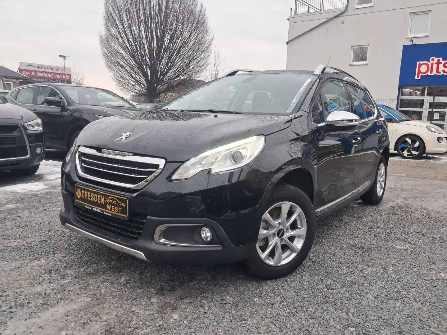 Peugeot 2008 Allure Noir - 1