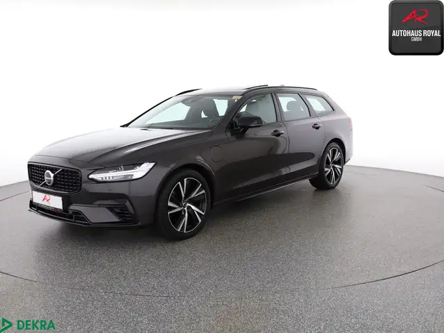 Volvo V90 T8 AWD RECHARGE R DESIGN 360,KEYLESS,ACC,AHK