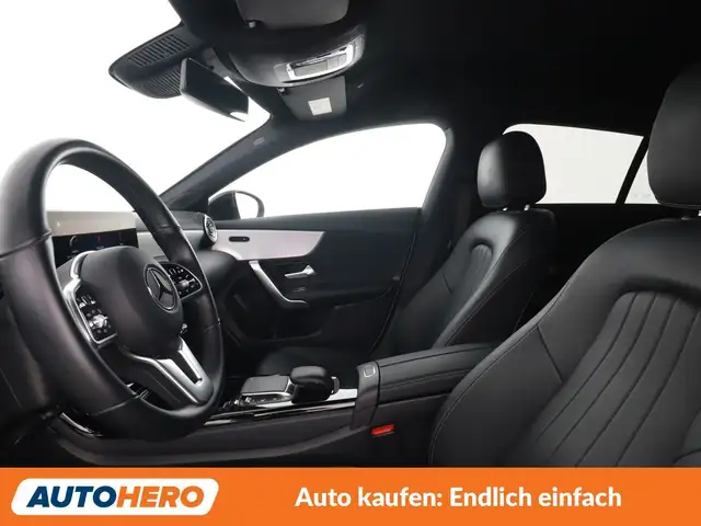 Mercedes-Benz CLA view 10