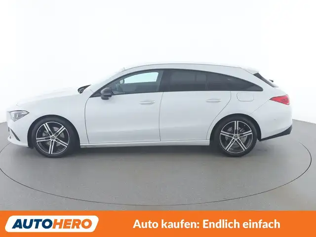 Mercedes-Benz CLA view 3