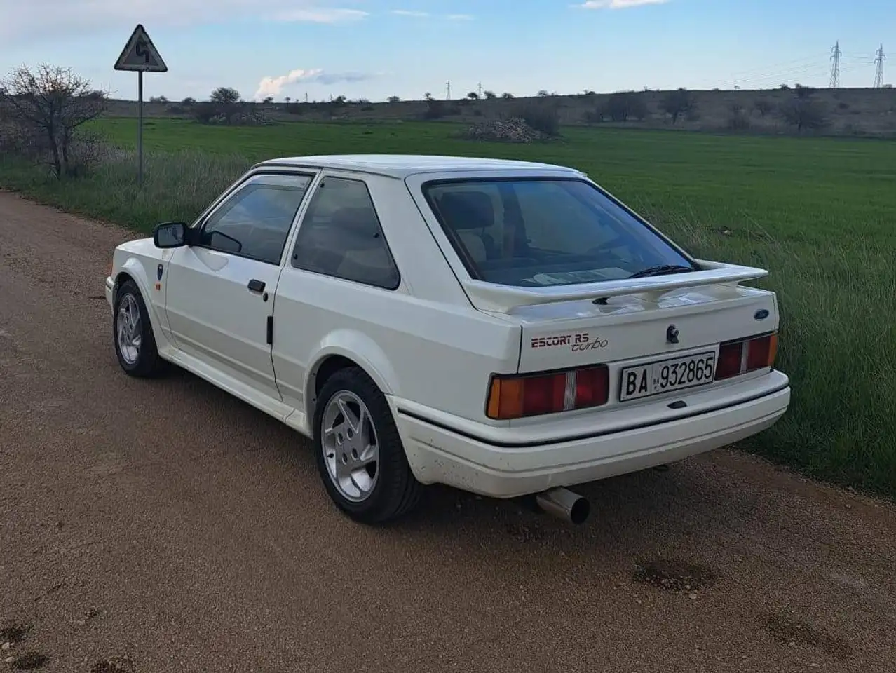 Ford Escort 3p 1.6i turbo RS, foto 3