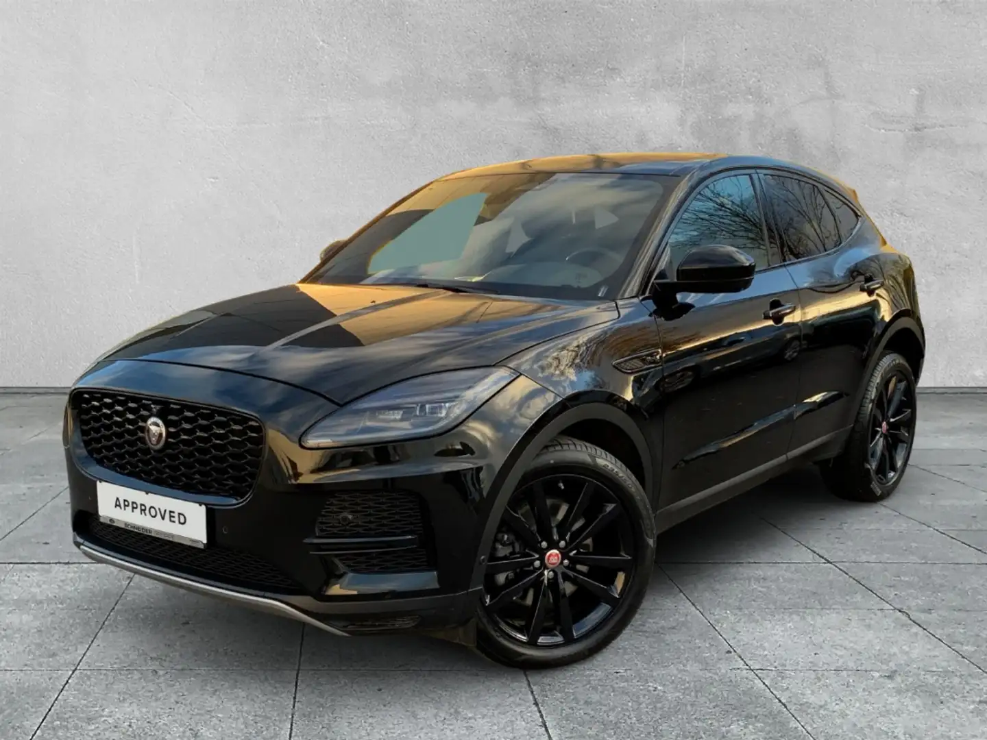 Jaguar E-Pace D165 AWD SE SHZG+DAB+3D-KAMERA+20LMF+LED Schwarz - 1