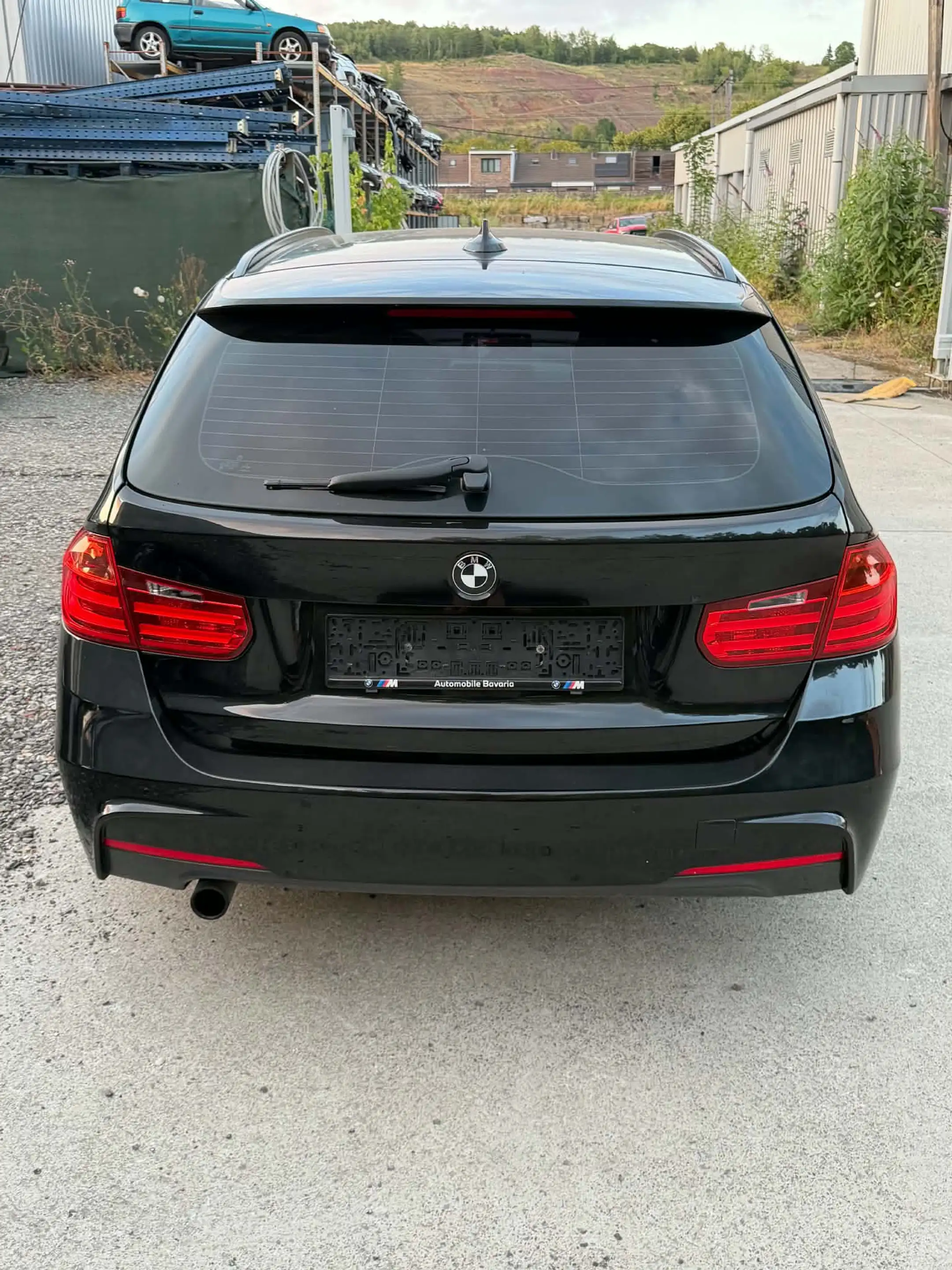 BMW 316 316i F31 Pack M — photo 8