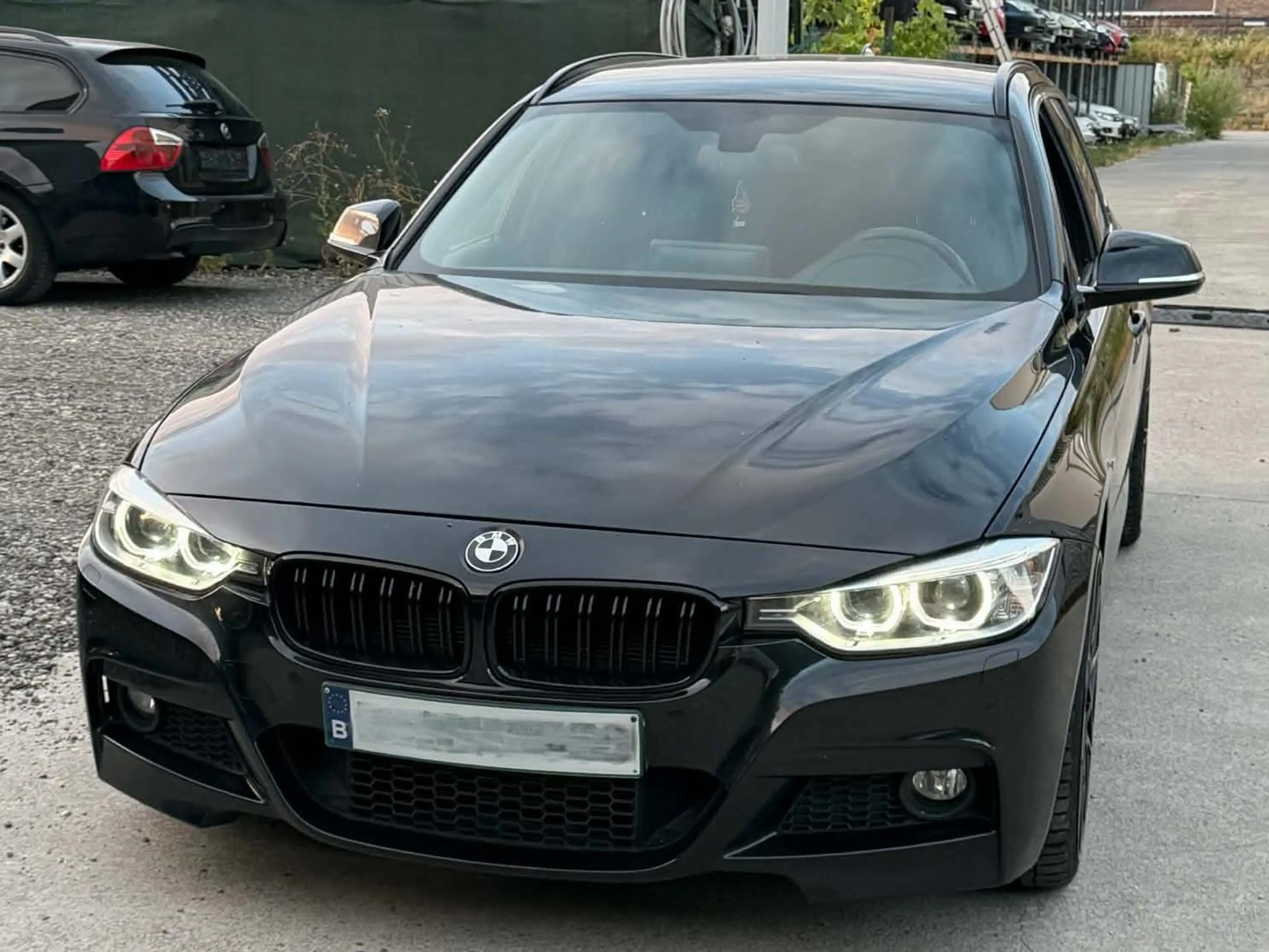 BMW 316 316i F31 Pack M — photo 2