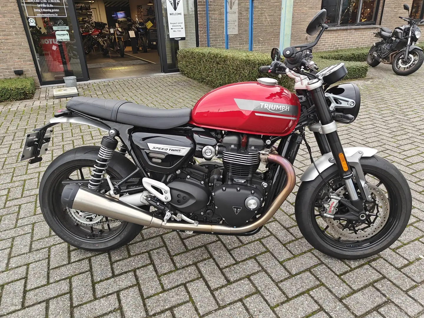 Triumph Speed Twin 1200 Rood - 2