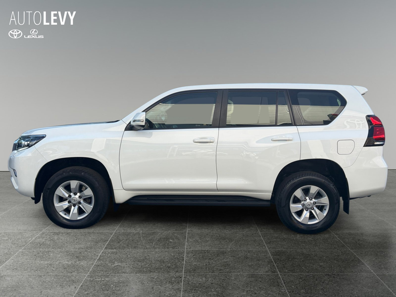 Toyota Land Cruiser 2.8 D-4D Comfort AHK/CARPLAY — photo 3