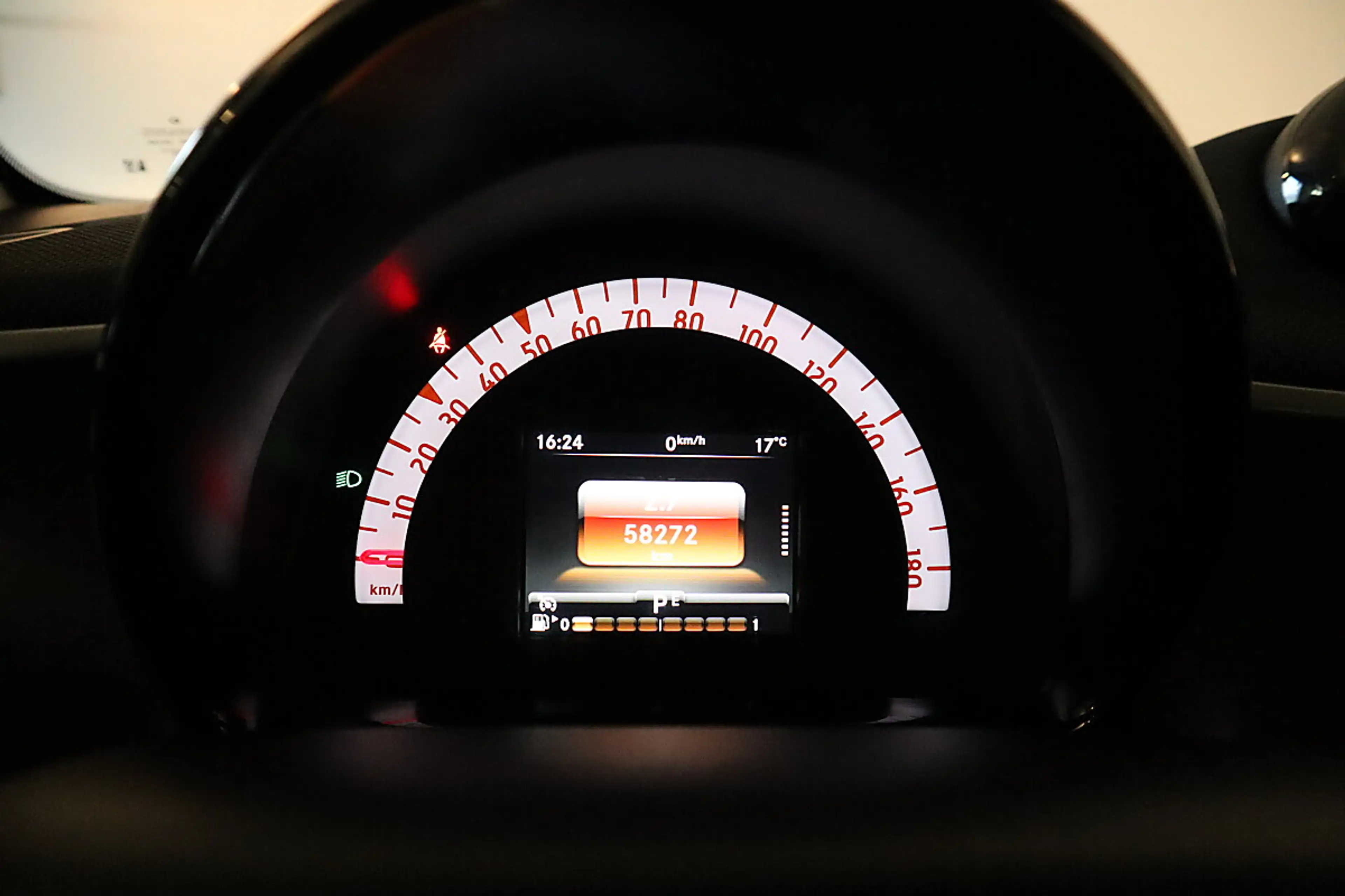smart forTwo smart fortwo Prime Aut. LEDER*SHZ*BT*PANO — photo 30