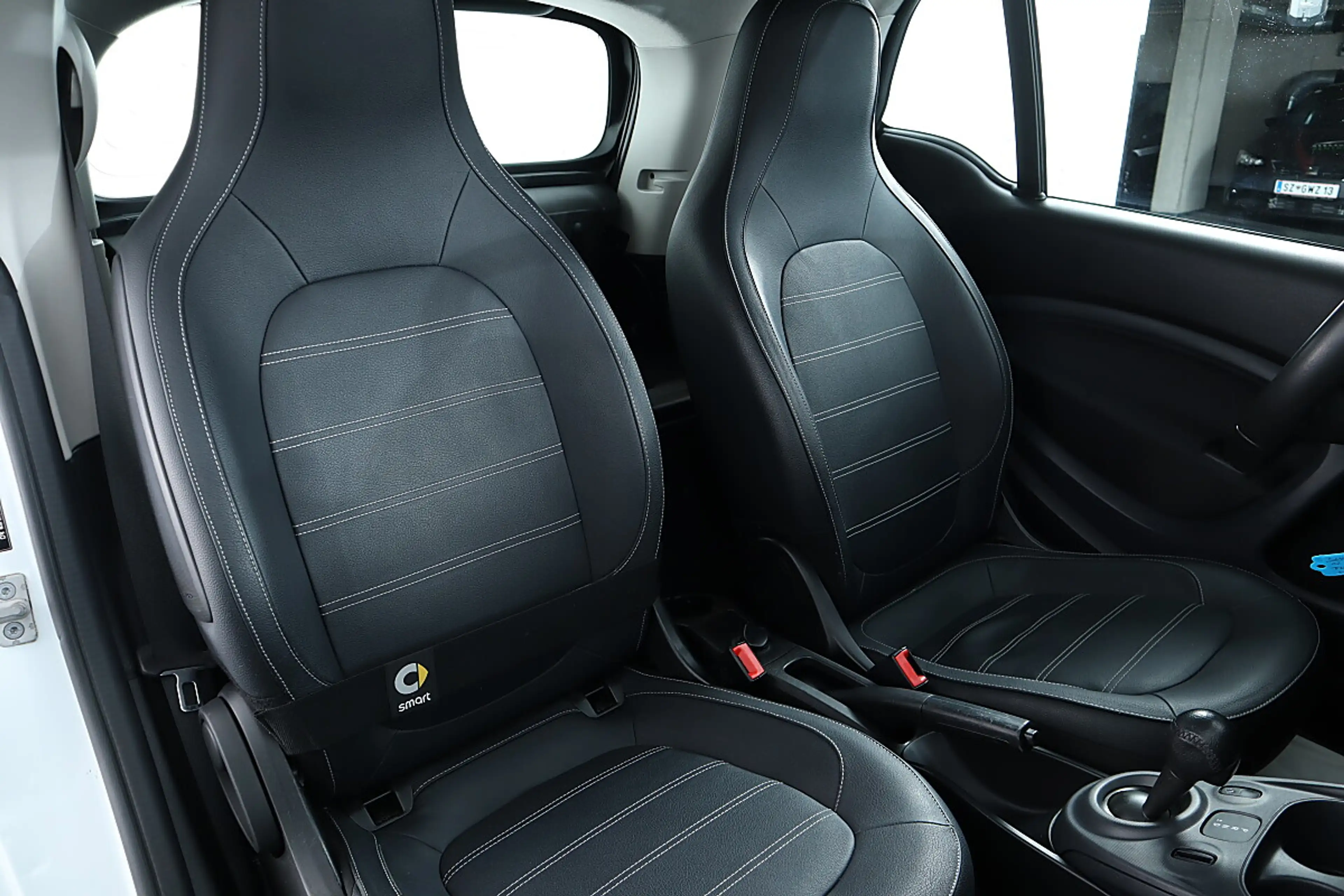 smart forTwo smart fortwo Prime Aut. LEDER*SHZ*BT*PANO — photo 29